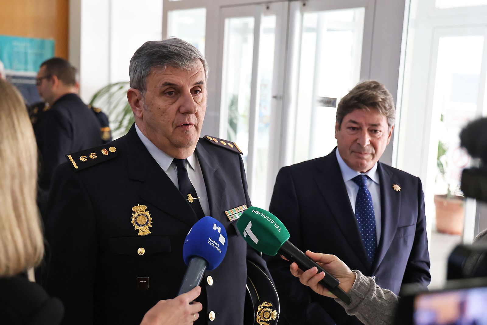 Imágenes del descubrimiento de un mosaico en la comisaria de la Policia Nacional