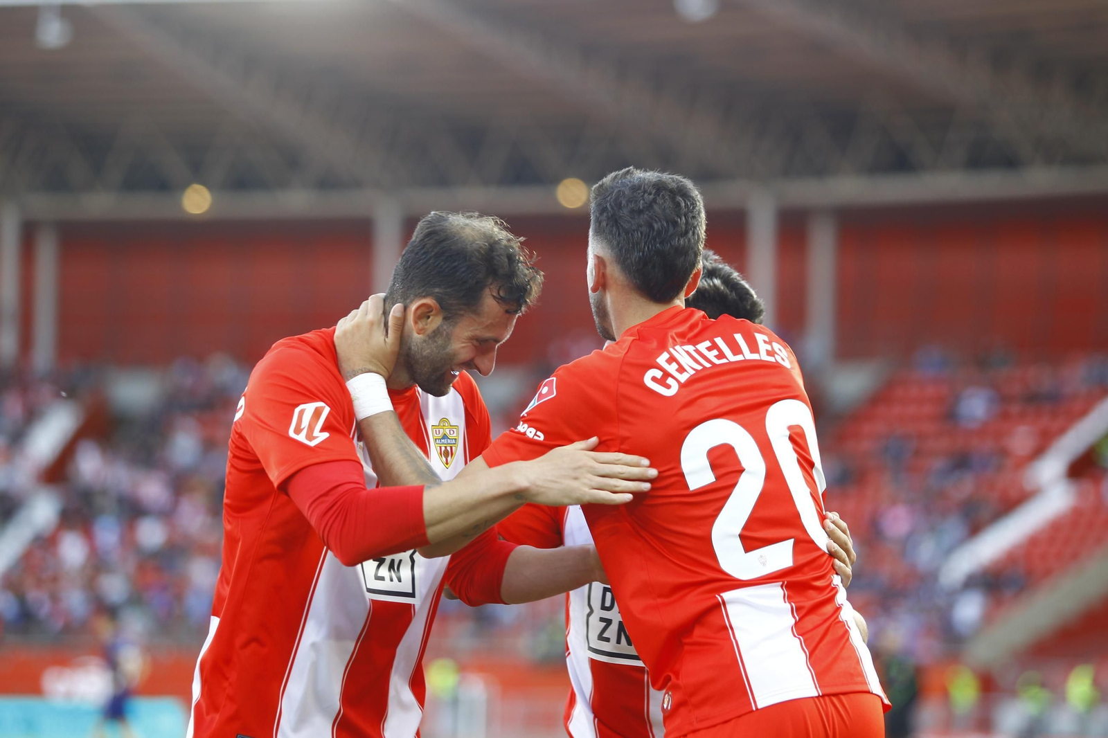 El U.D. Almería-C.D. Eldense, en imágenes