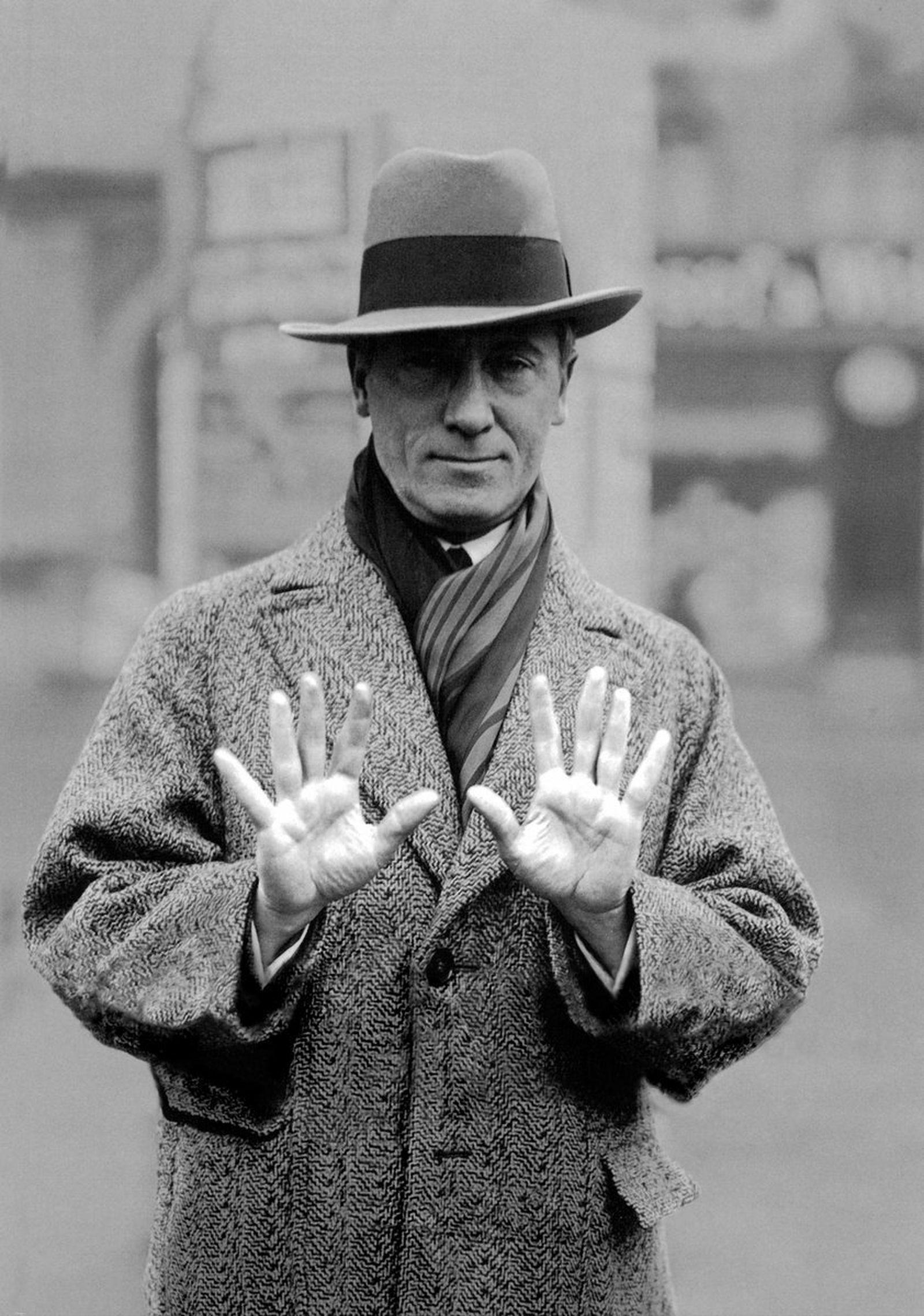 Maurice Dekobra. París, 1885-1973