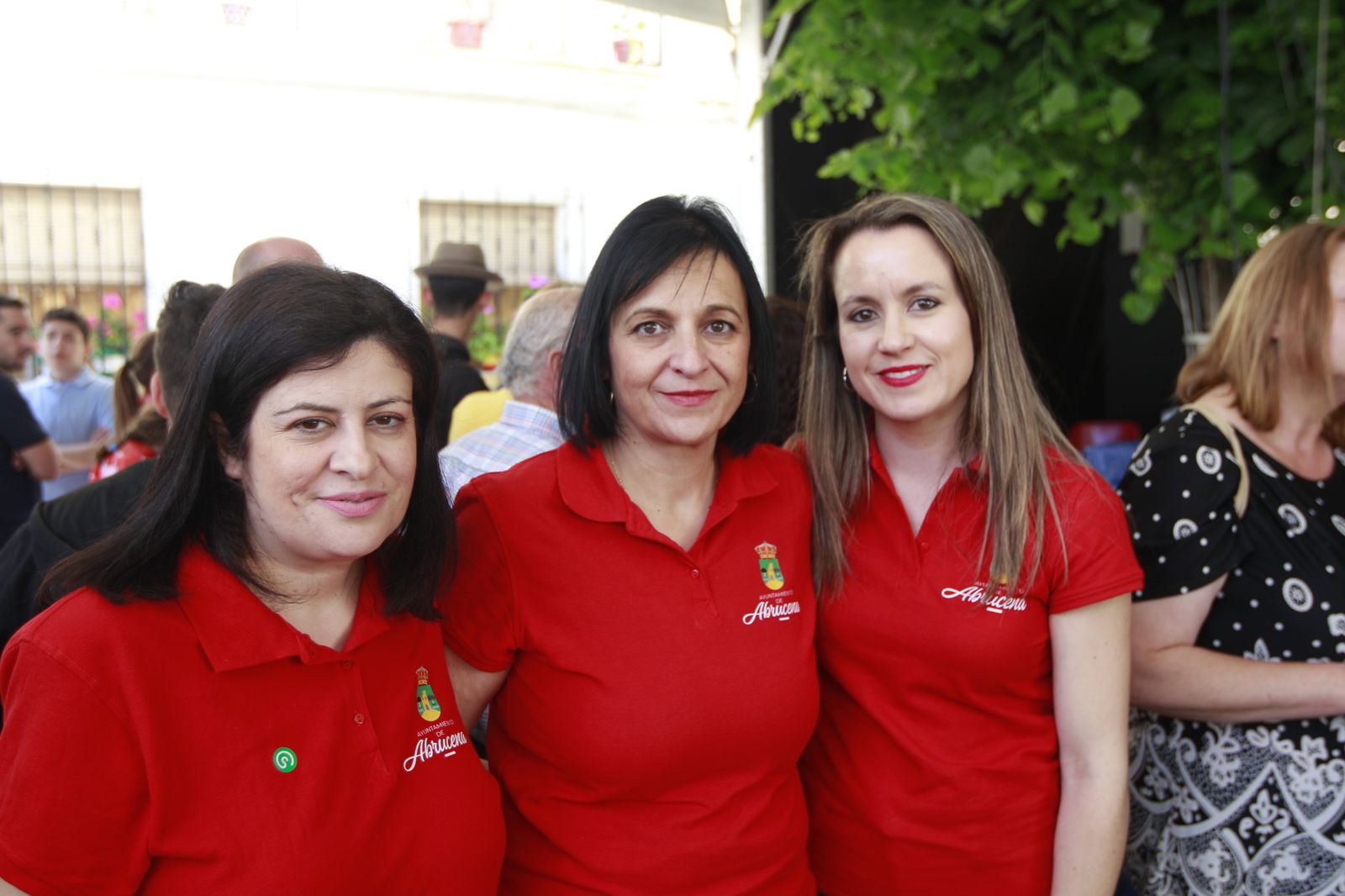 Imágenes de las Fiestas de Abrucena: concurso de mostos, encierro infantil y migas populares