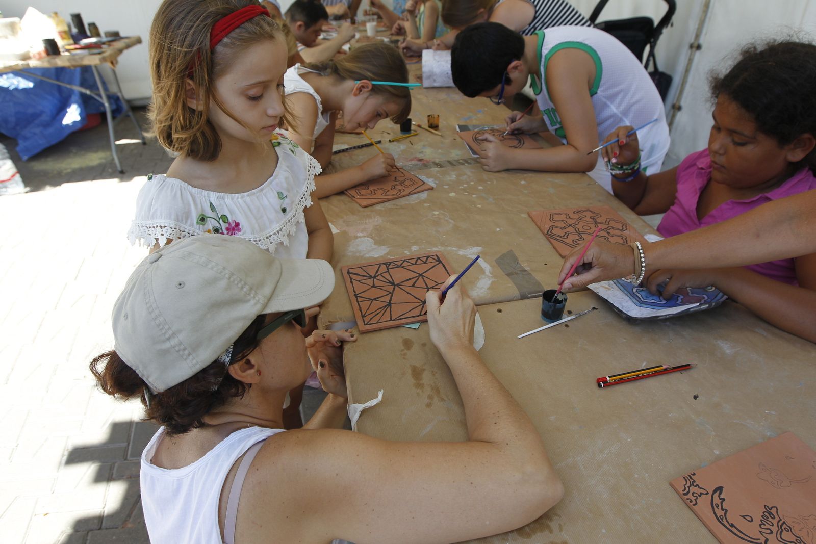 Taller cuerda-seca alfarería. Feria de Almería 2019