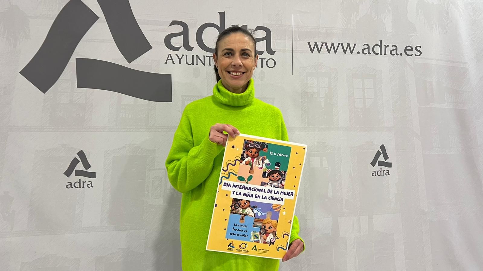 Presentación del Día Internacional de la Mujer y la Niña en la Ciencia con escolares de Adra