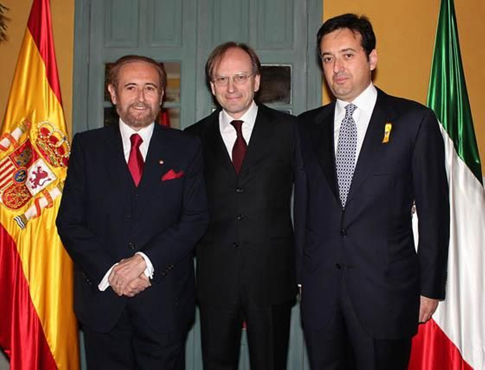 Sucesión familiar en el consulado de Italia