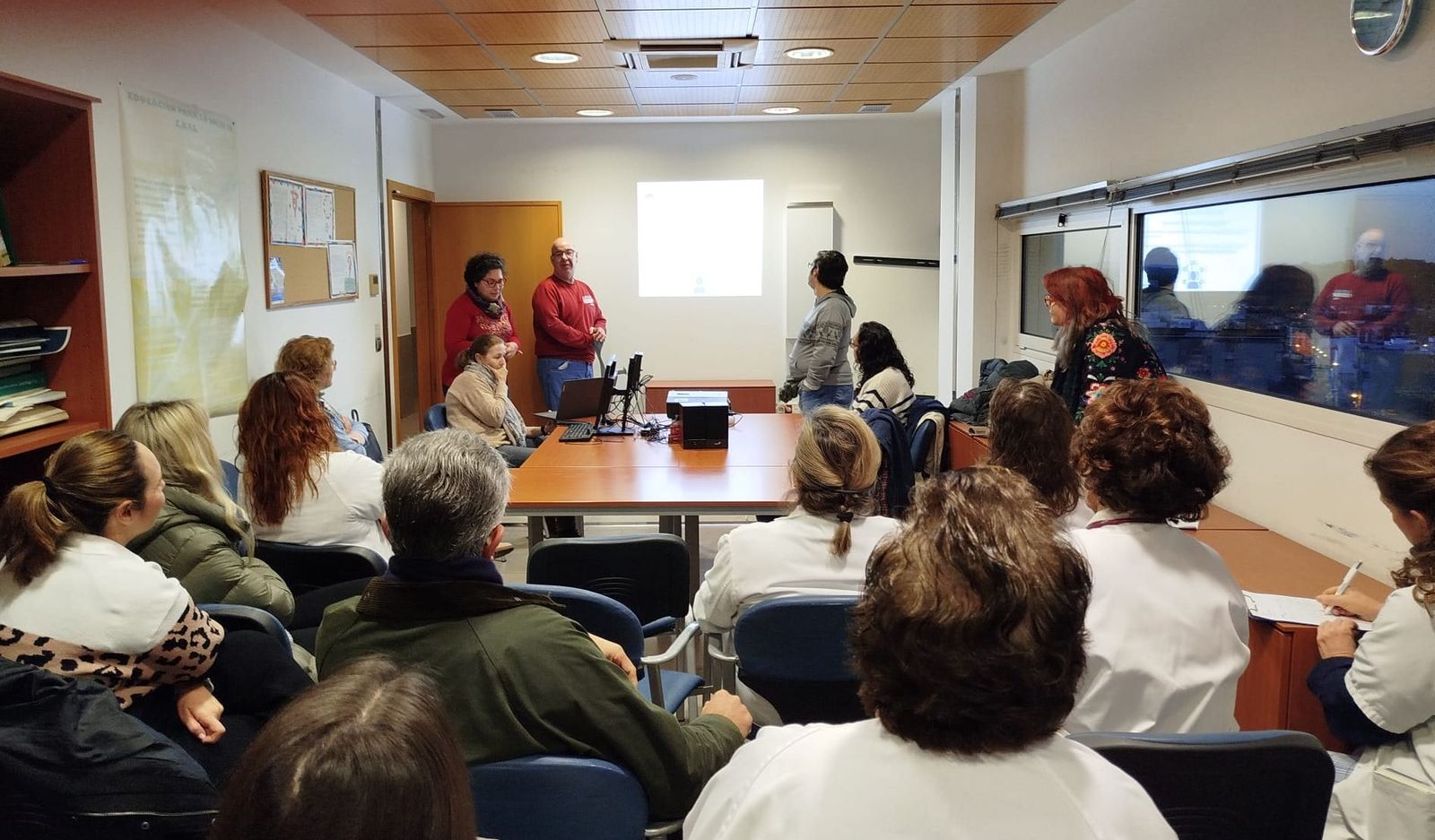 Un momento de la actividad en el centro de salud La Oliva.
