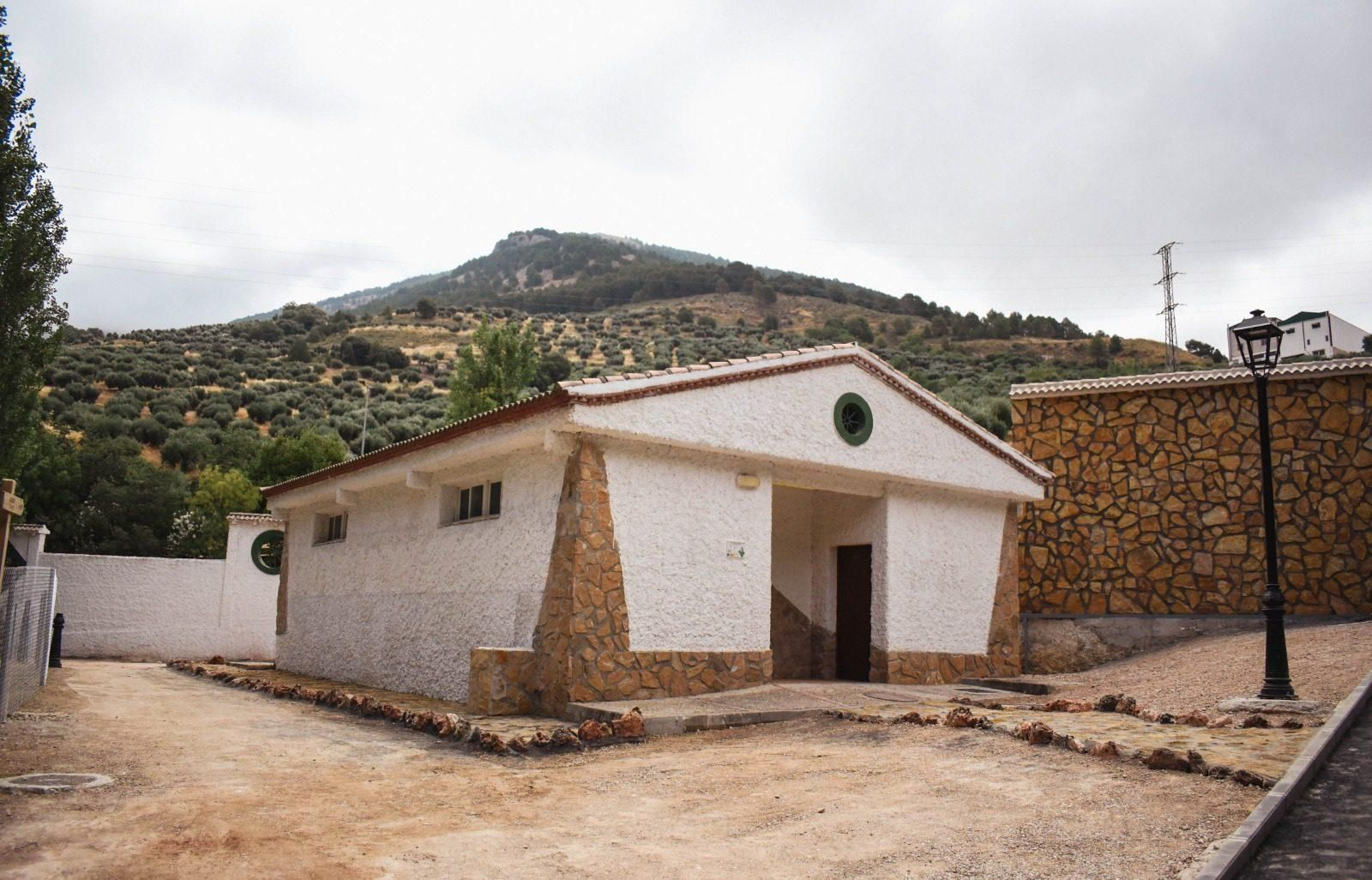 Así es el nuevo camping Valdeluna en Valdepeñas, en plena Sierra Sur de Jaén