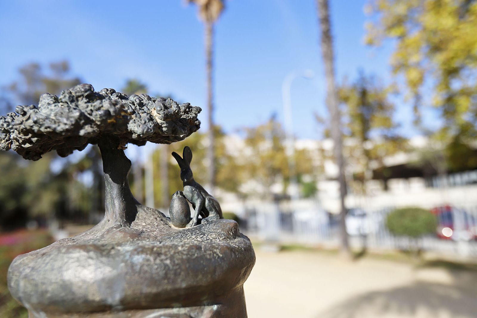Imágenes del actual estado de las esculturas del museo al aire libre de Huelva