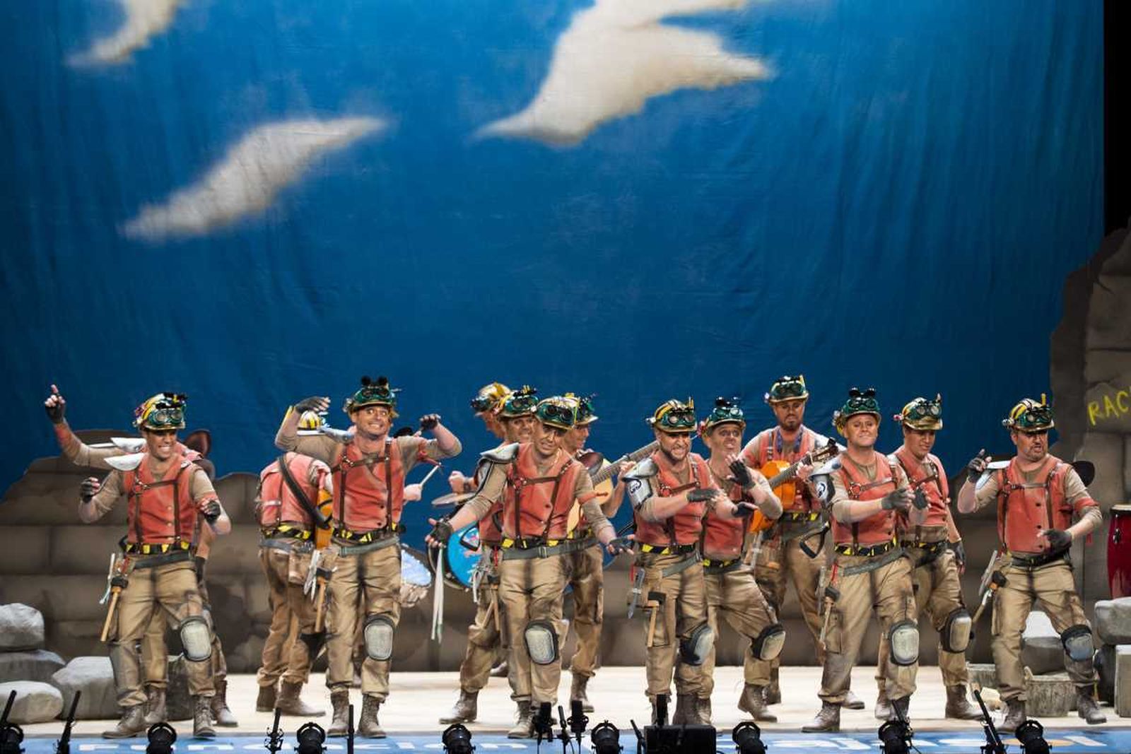 Las imágenes de la decimocuarta función clasificatoria