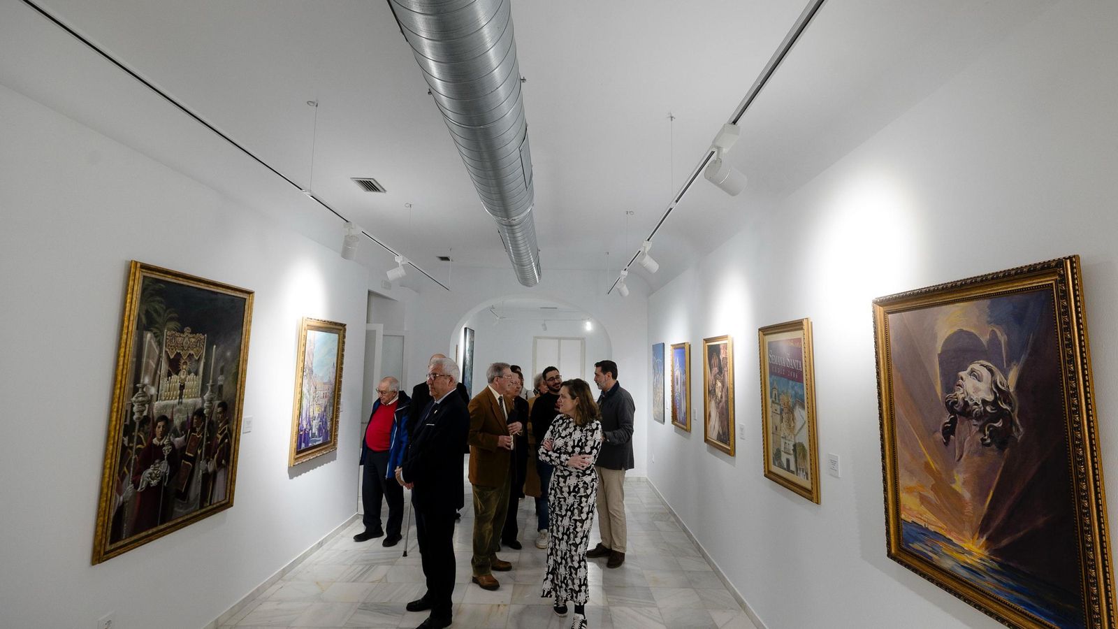 Carteles de la Semana Santa, en la exposición del antiguo Rectorado.