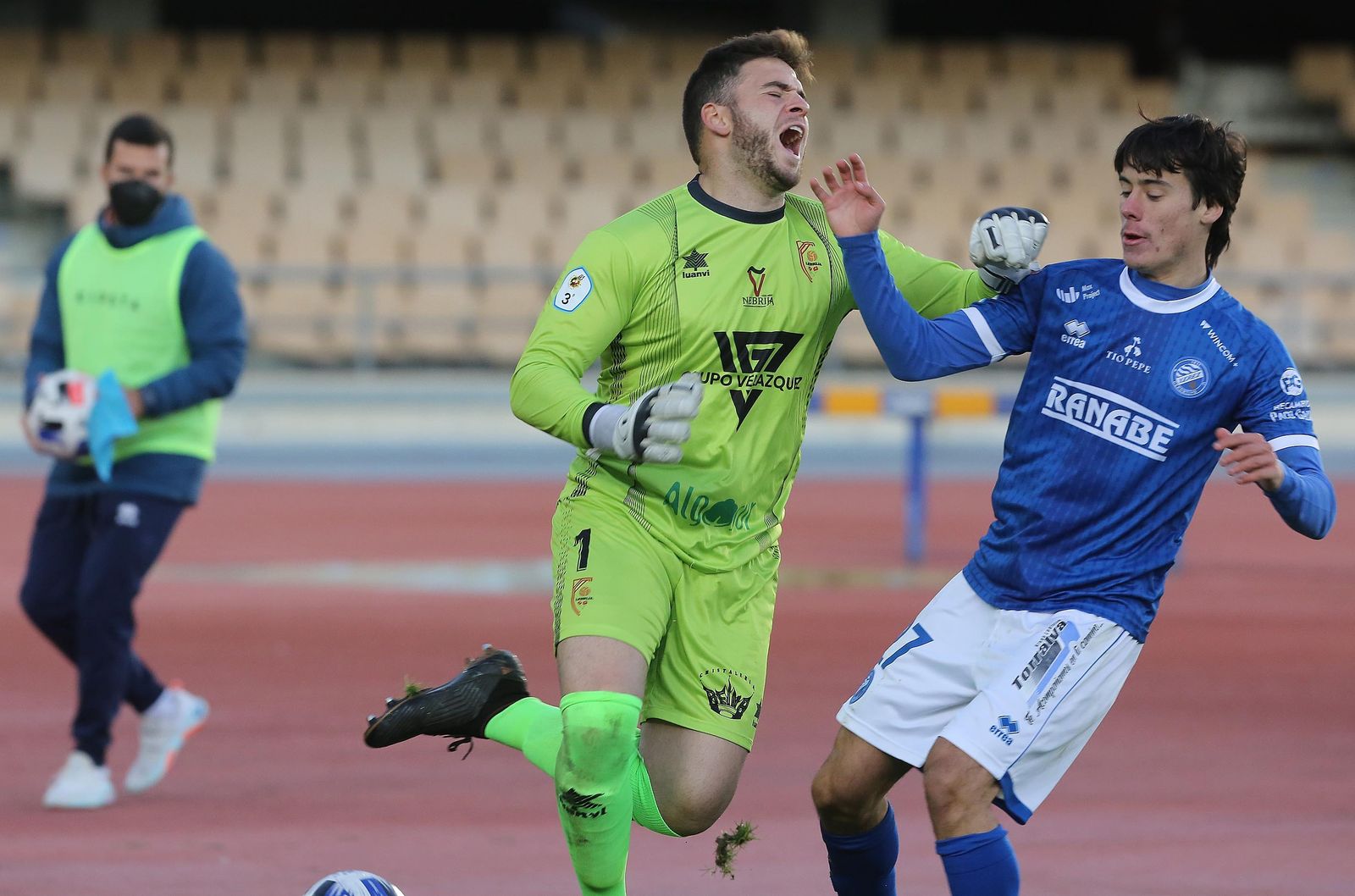 Imágenes de la derrota del Xerez DFC contra el Antoniano en Chapín