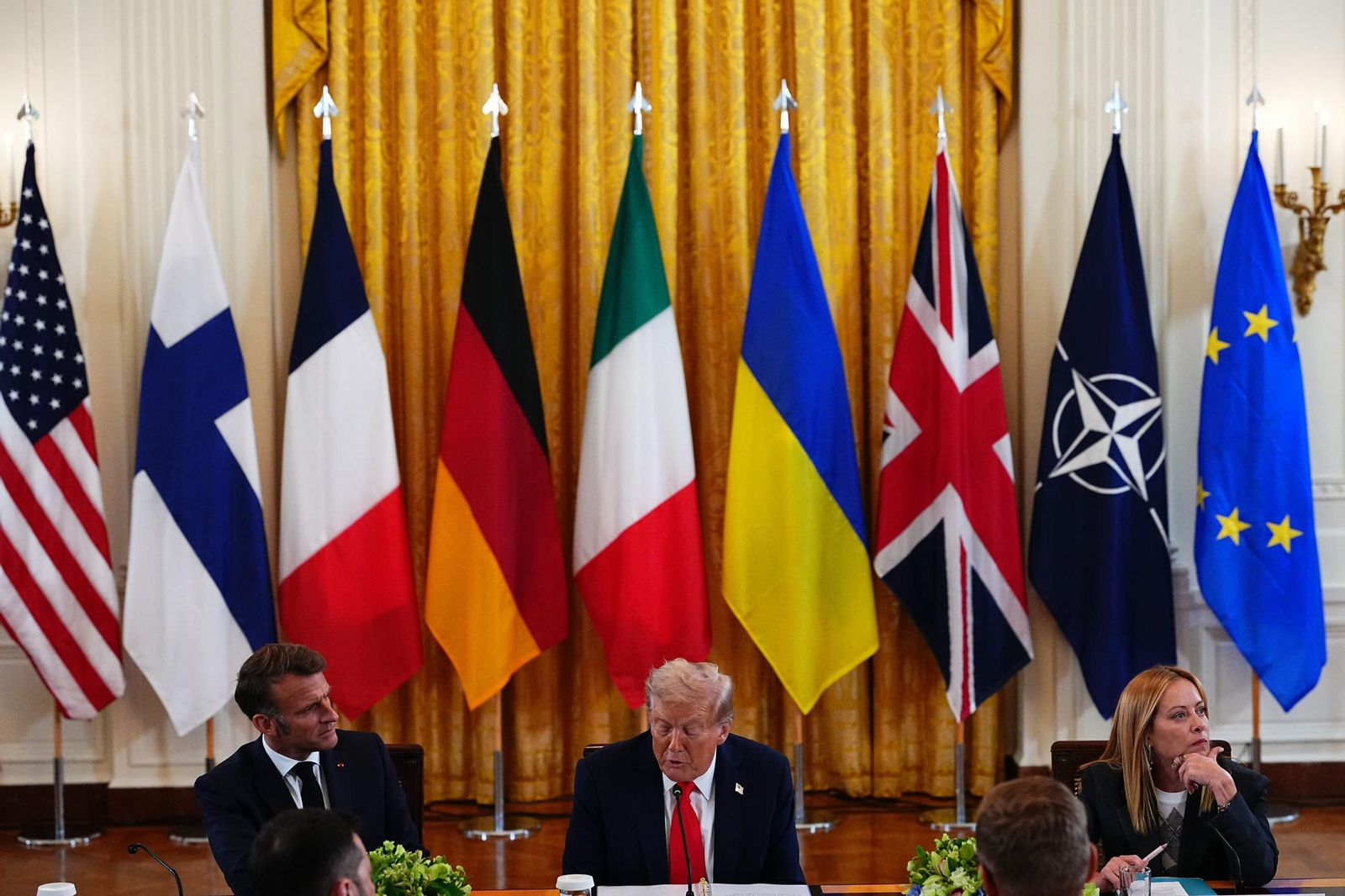 Emmanuel Macron, Donald Trump y Giorgia Meloni.