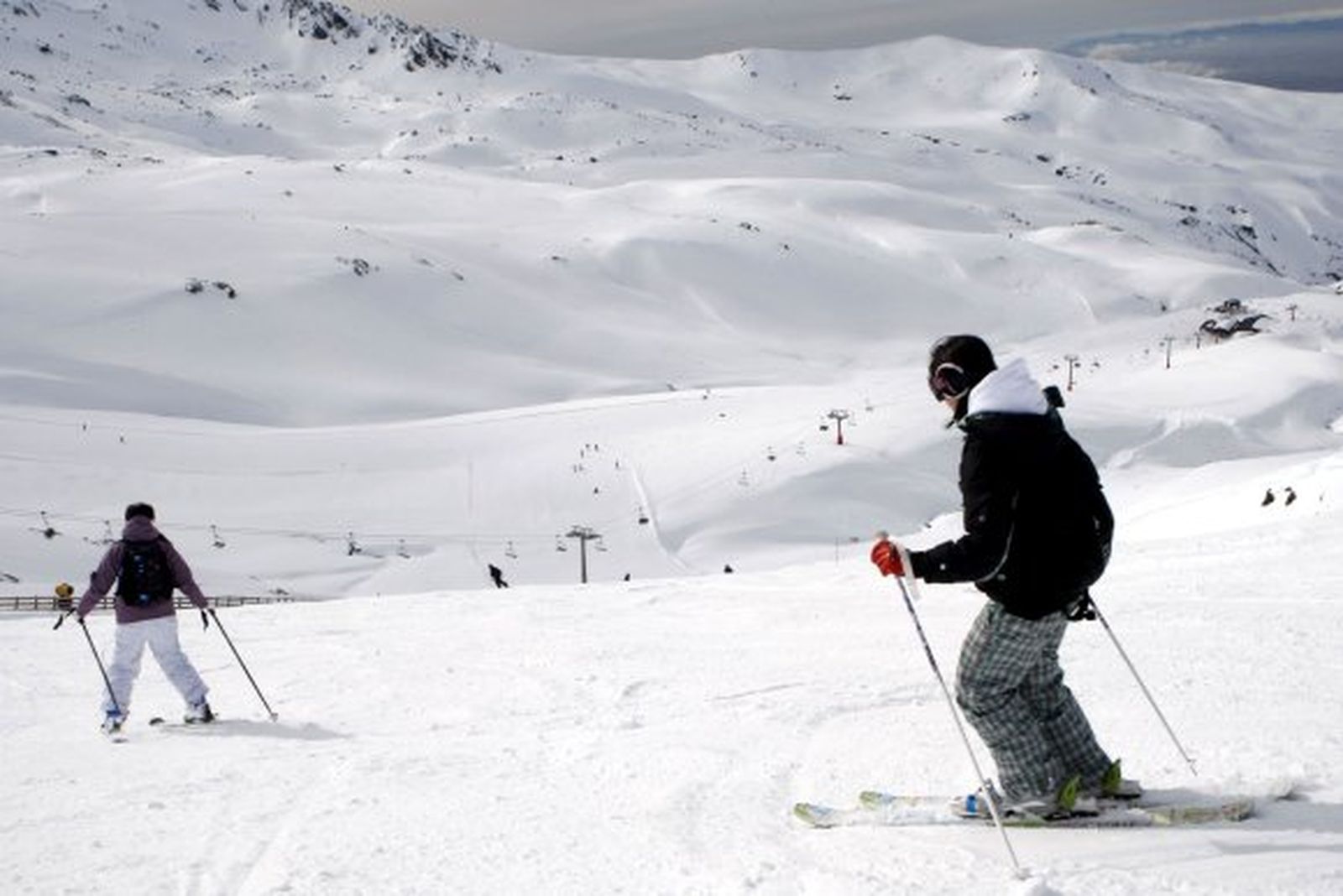 Rescatado un esquiador gracias a las señales que hizo con el flash de su cámara