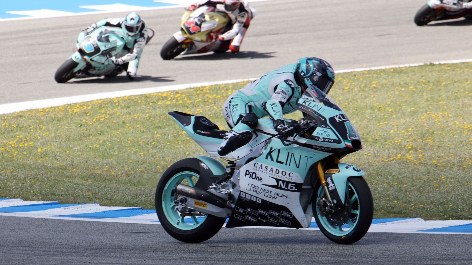 Imágenes de las caídas en las carreras del GP España en Jerez