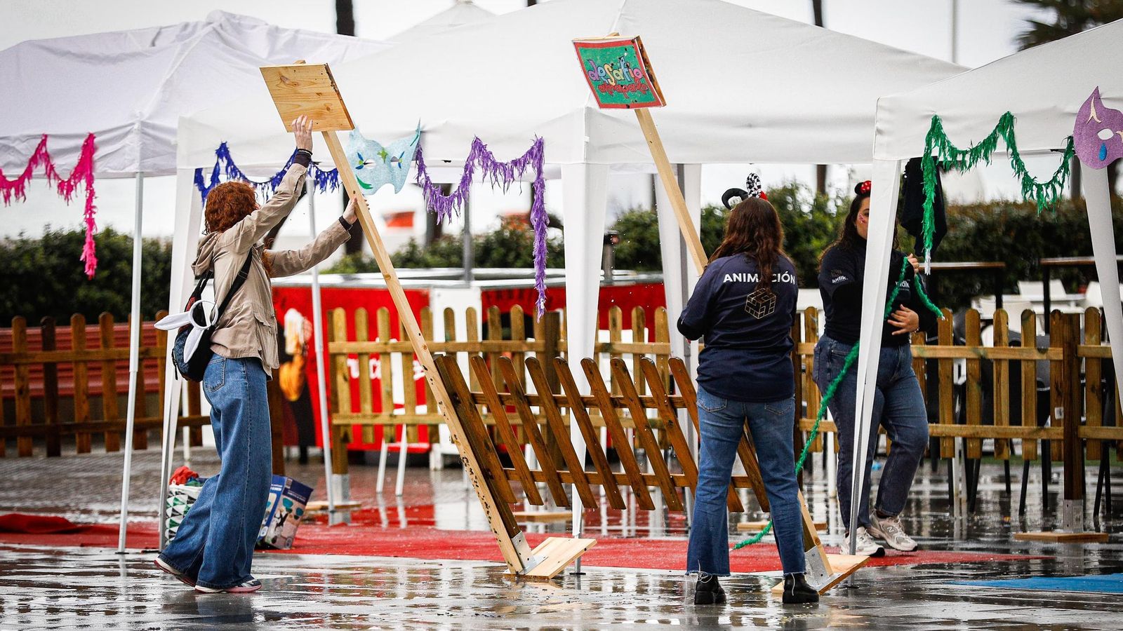 Las mejores imágenes del primer domingo de Carnaval de Cádiz