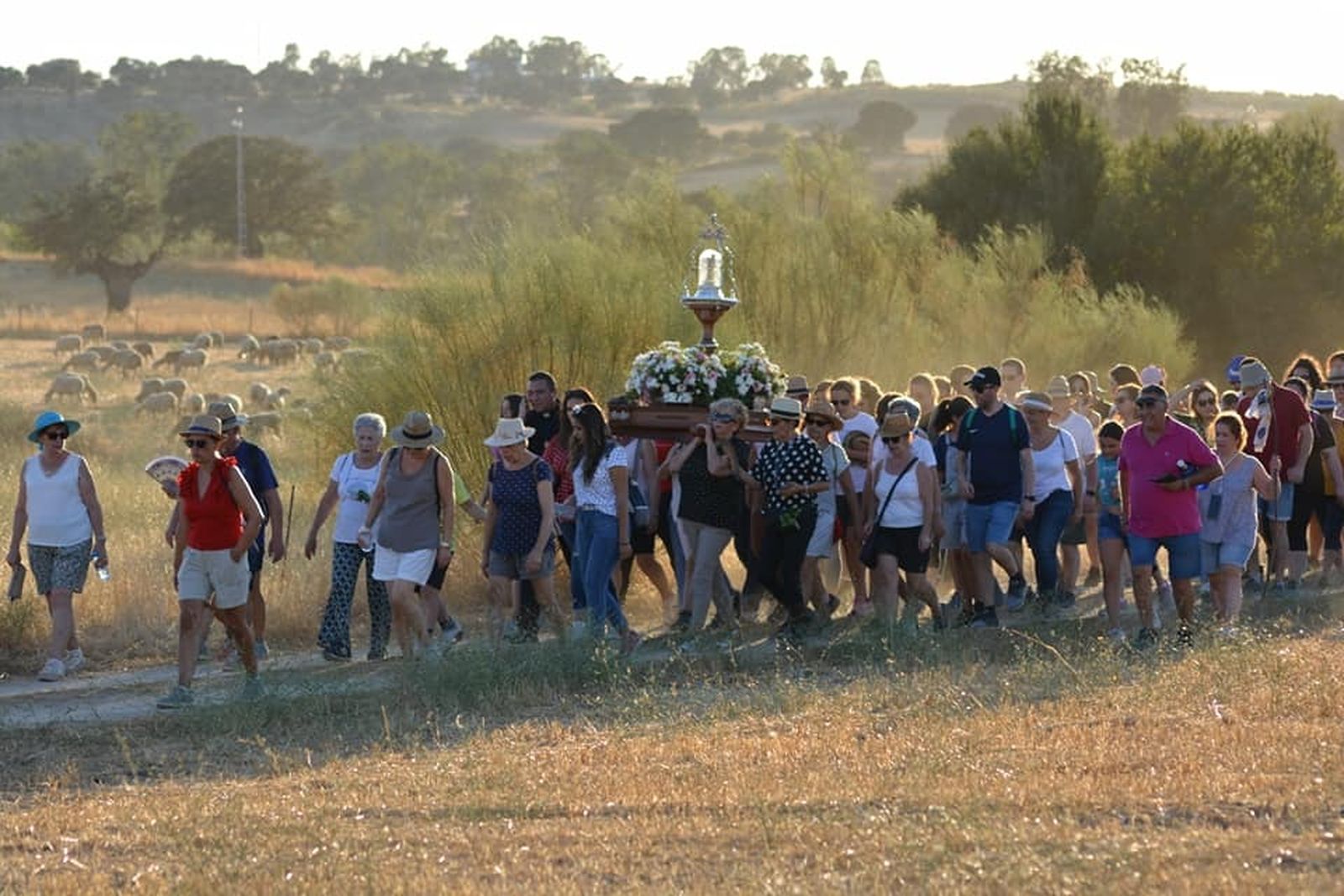 El espectacular recibimiento a la Virgen de Guía en Villanueva del Duque, en imágenes