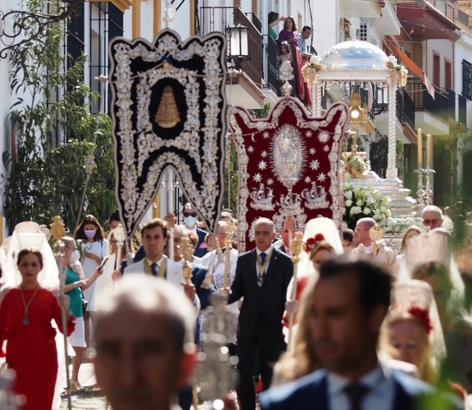 Procesión del Corpus Christi por las calles de Palos de la Frontera.
