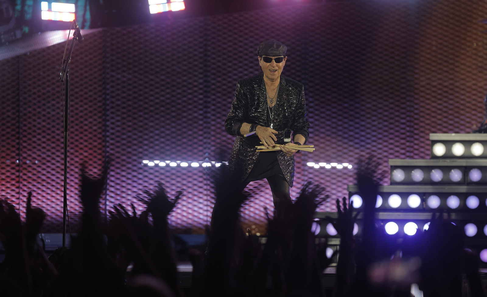 Las imágenes de Scorpions en el Icónica Fest de Sevilla