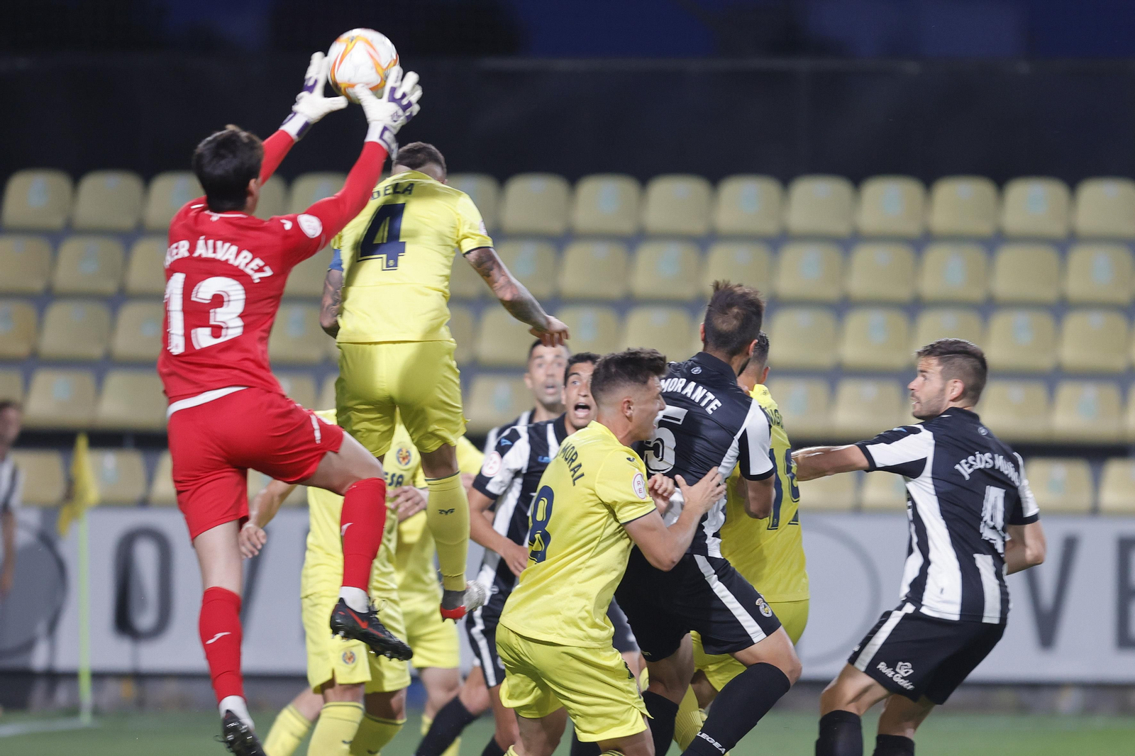 Las fotos del Villarreal B-Balona (0-0)