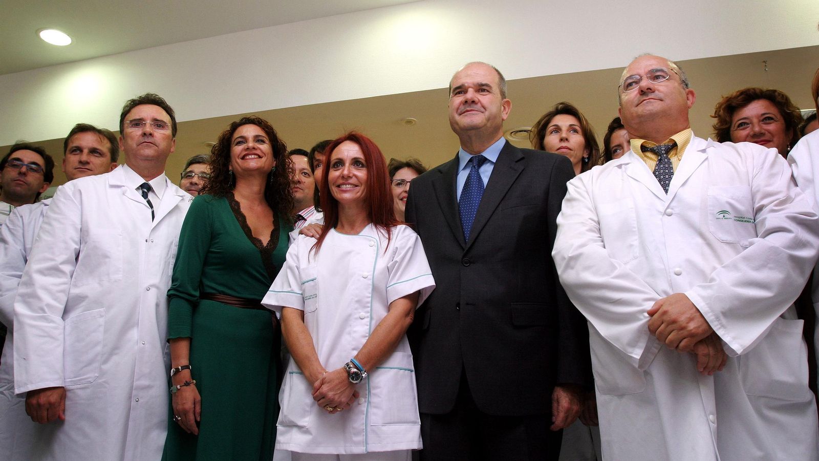 El entonces presidente de la Junta, Manuel Chaves, el 8 de noviembre de 2007, cuando se inauguró el hospital.