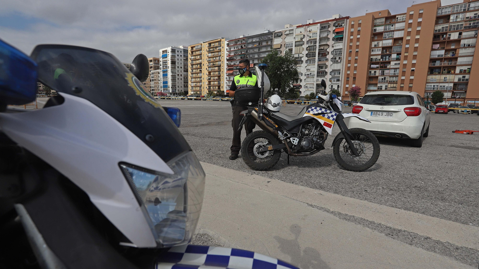 Cierre del aparcamiento del Llano Amarillo