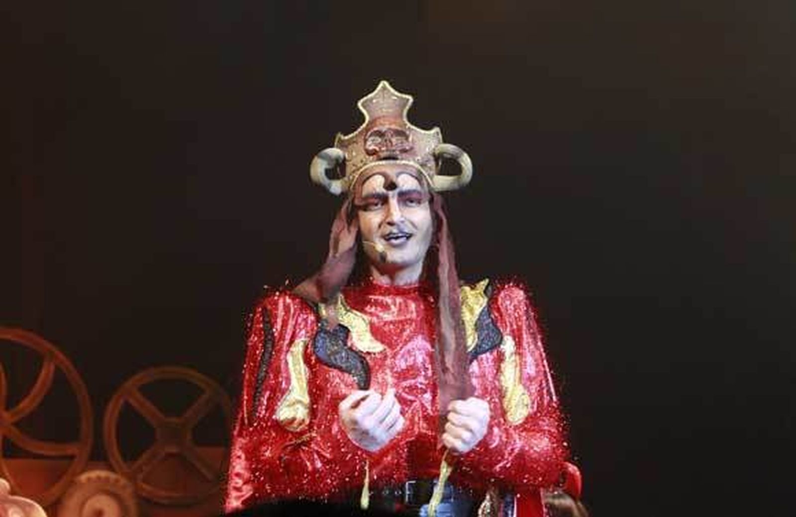 Paco Trujillo encarnando al Dios Momo./Fotos:Lourdes de Vicente  Foto: Lourdes de Vicente