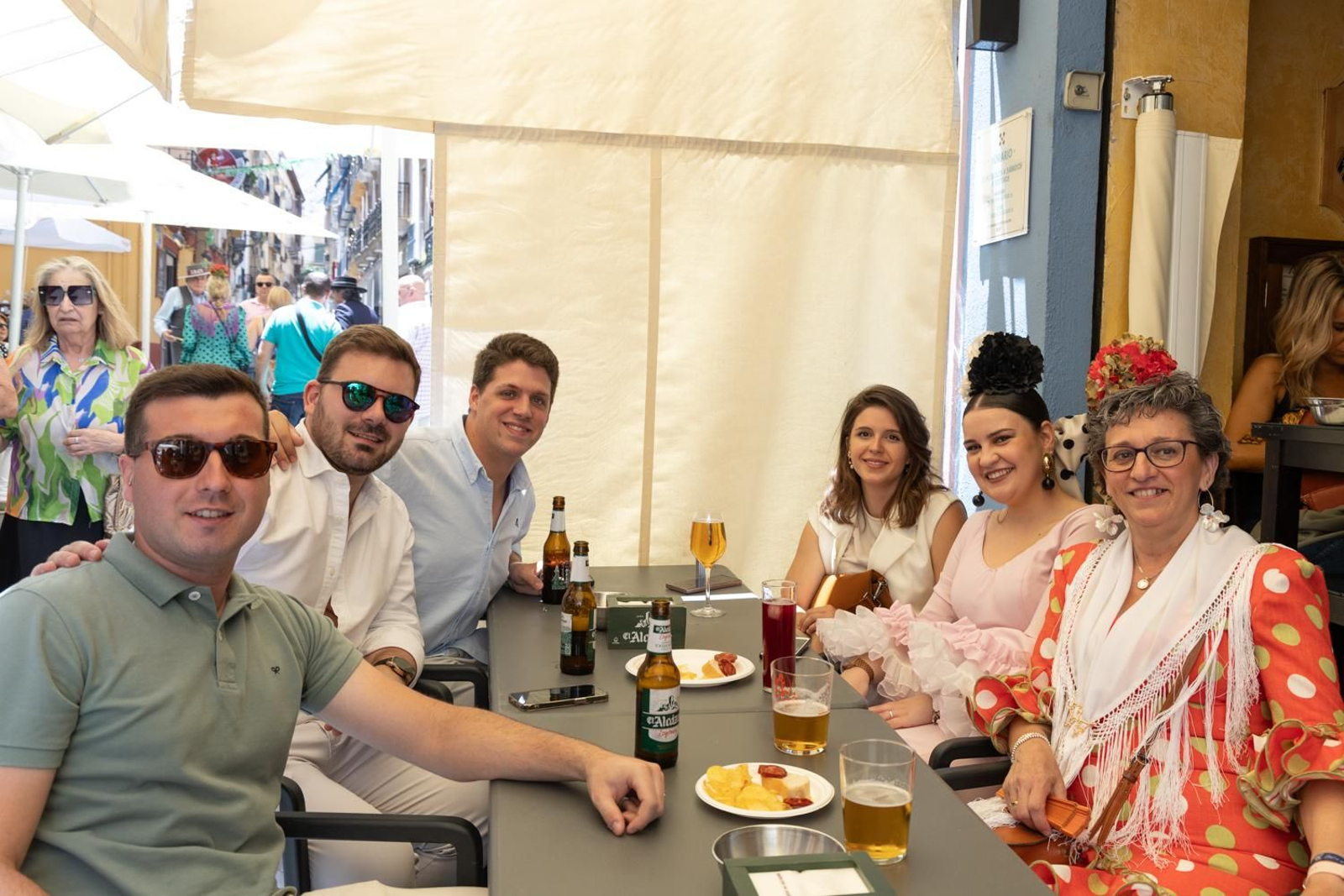 Así ha procesionado la Virgen de la Capilla por Jaén en su día grande.