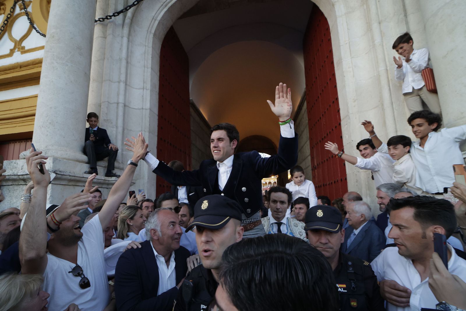 Imágenes de la corrida de rejones en la Maestranza de Sevilla