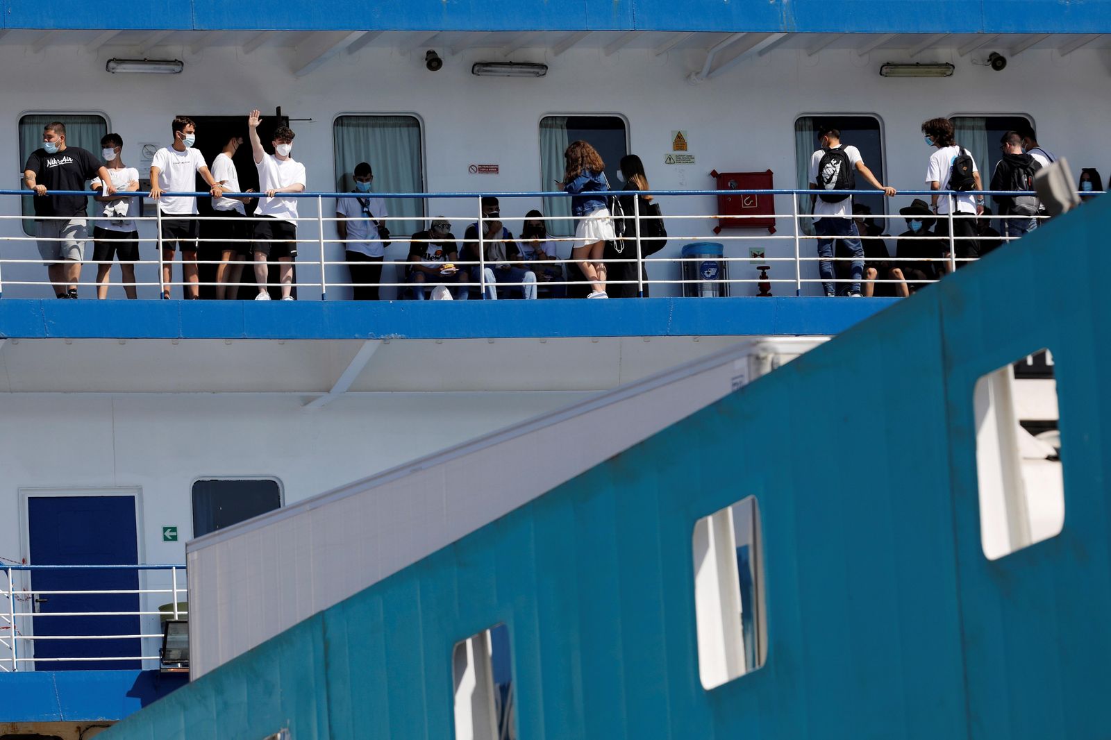 Ferry en el que llegan los estudiantes a Valencia.