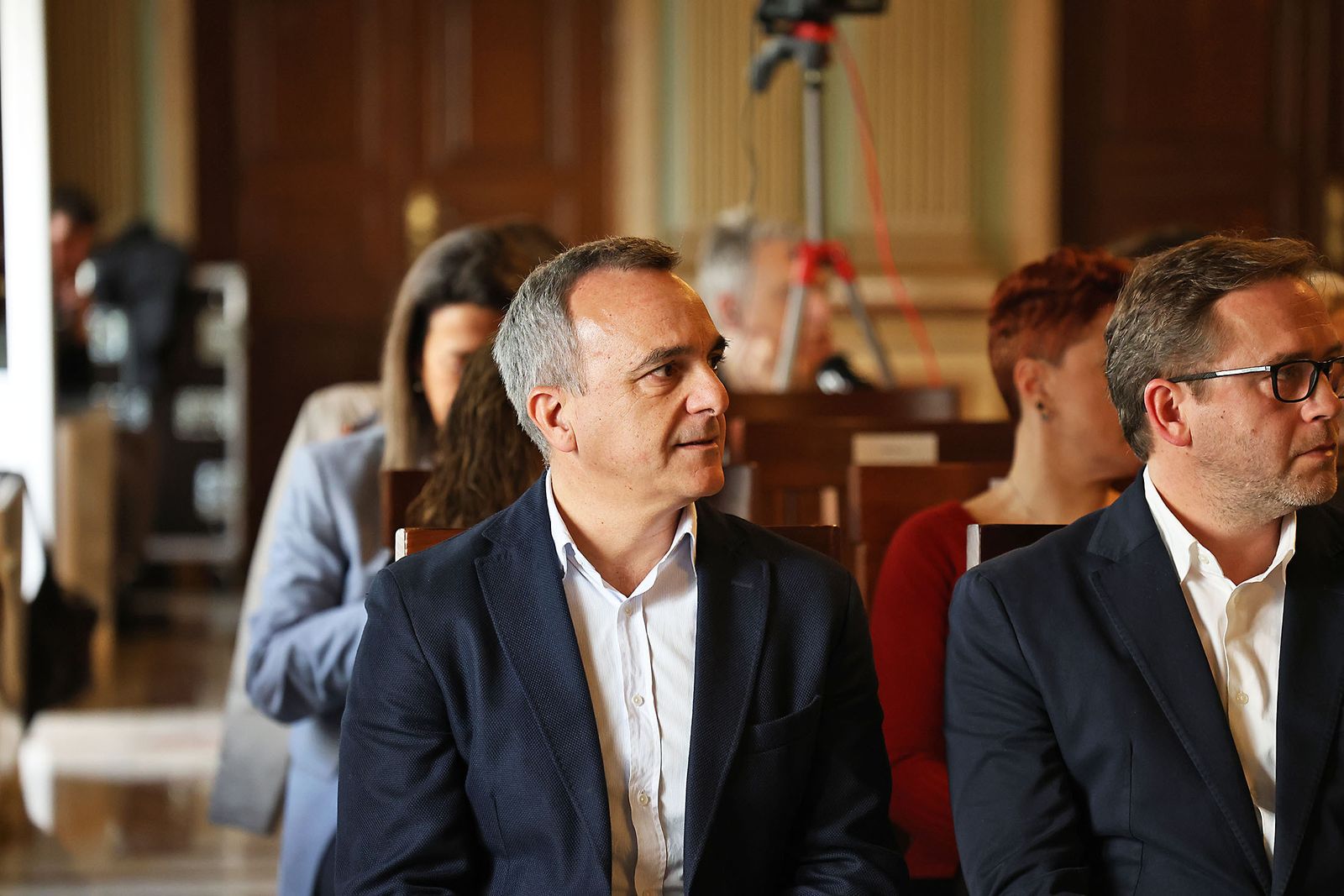 Imágenes de la presentación de la Guía de la Semana Santa de Huelva 2024