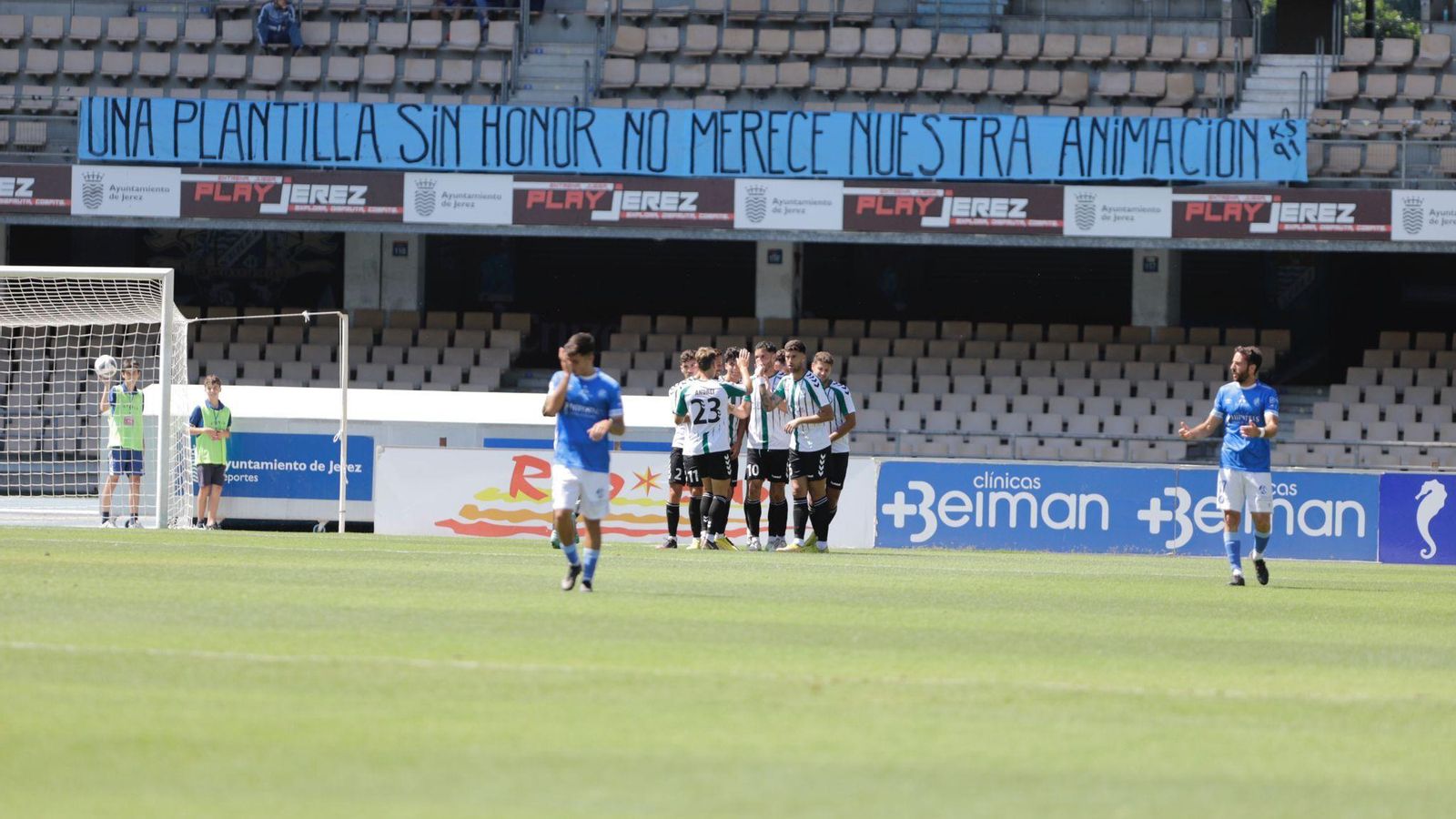 El Torremolinos se adelantó en el marcador de penalti.
