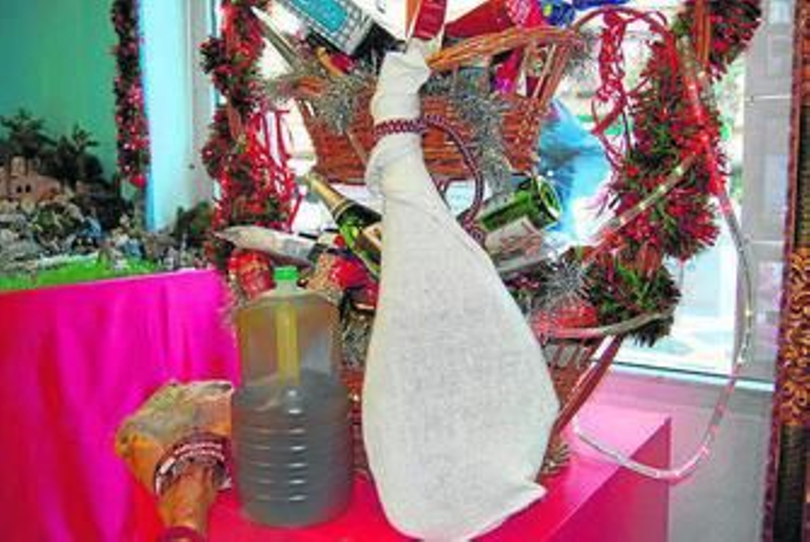 Granada posee un gran abanico de productos con los que confeccionar un atractivo regalo.