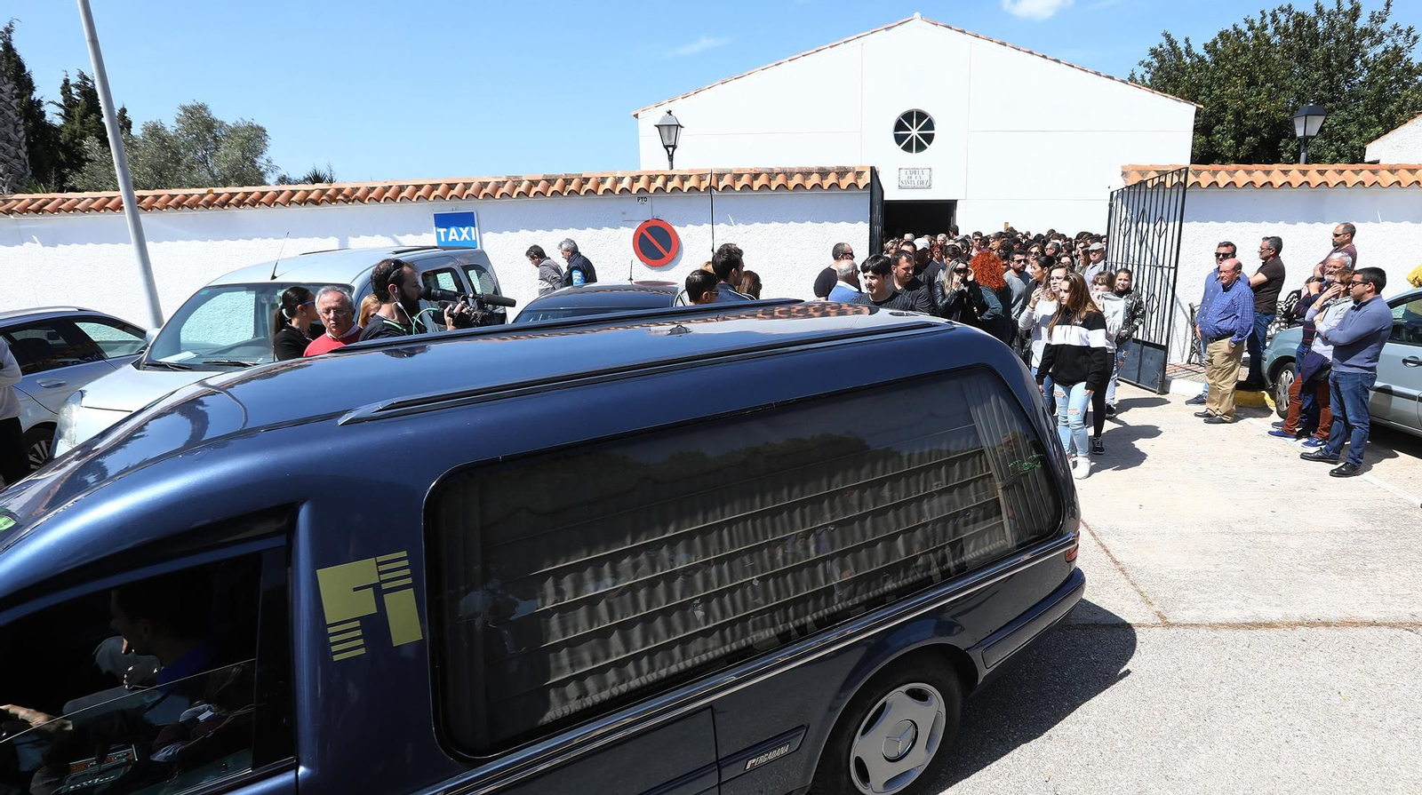 Imágenes del funeral en Rota por el joven Marcos Garrido, fallecido en el 'Circuito de Jerez?