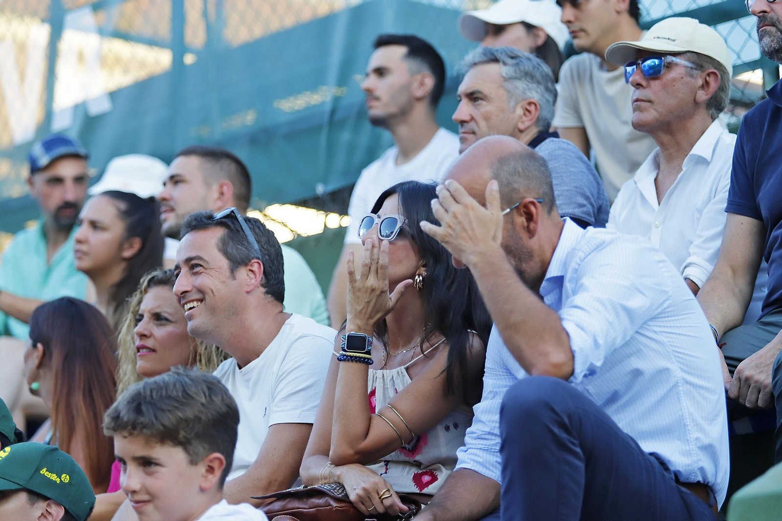 Imágenes del ambiente en la final femenina de la Copa del Rey de tenis de Huelva