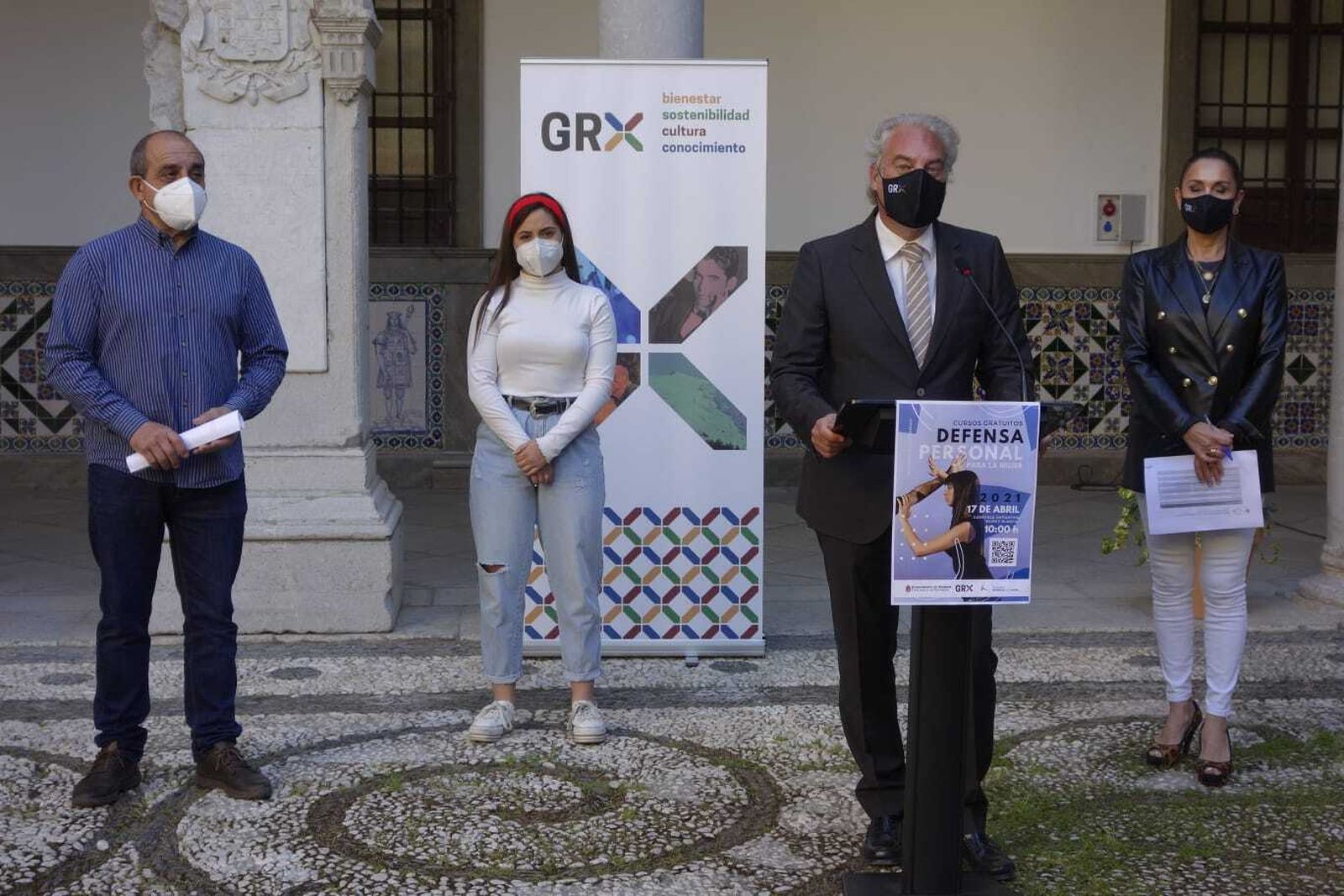 El cocejal de Deportes presentó el programa de defensa personal.