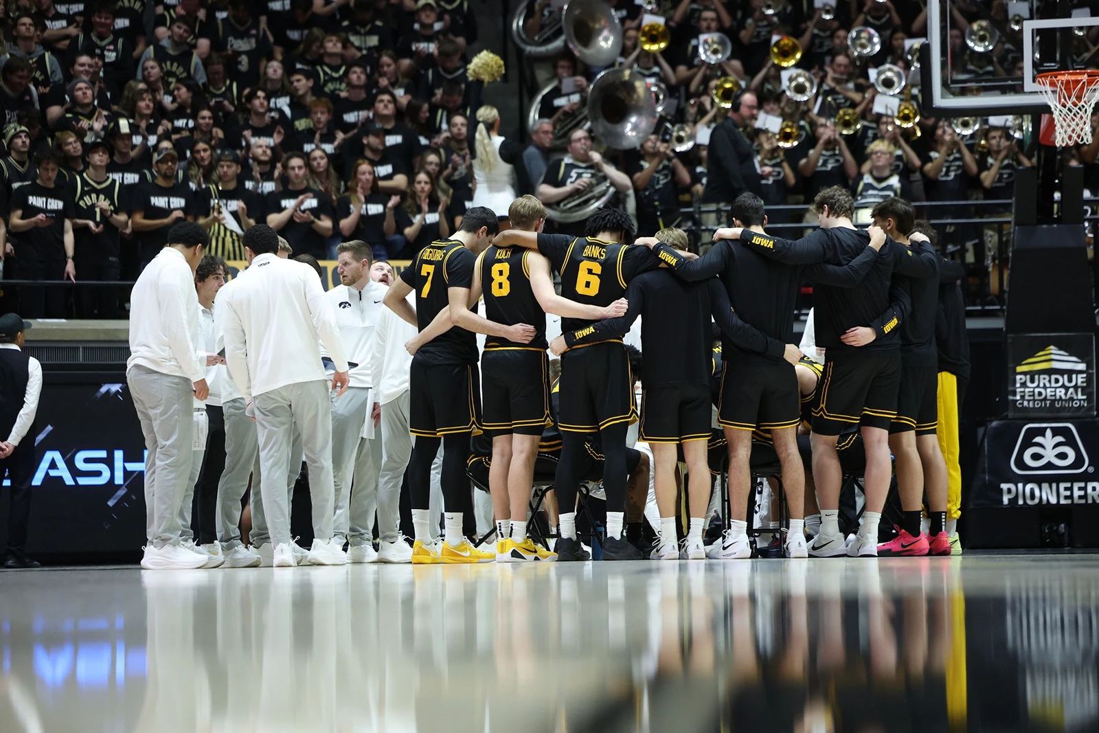 NCAA: Álvaro Folgueiras, 4 puntos y un buen mate en la derrota de Iowa