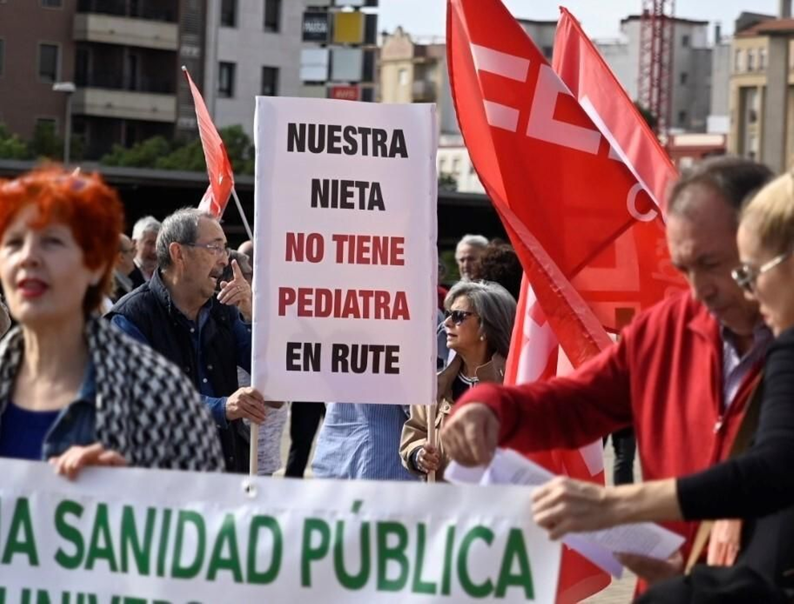 La manifestación en defensa de la sanidad pública en Córdoba, en imágenes