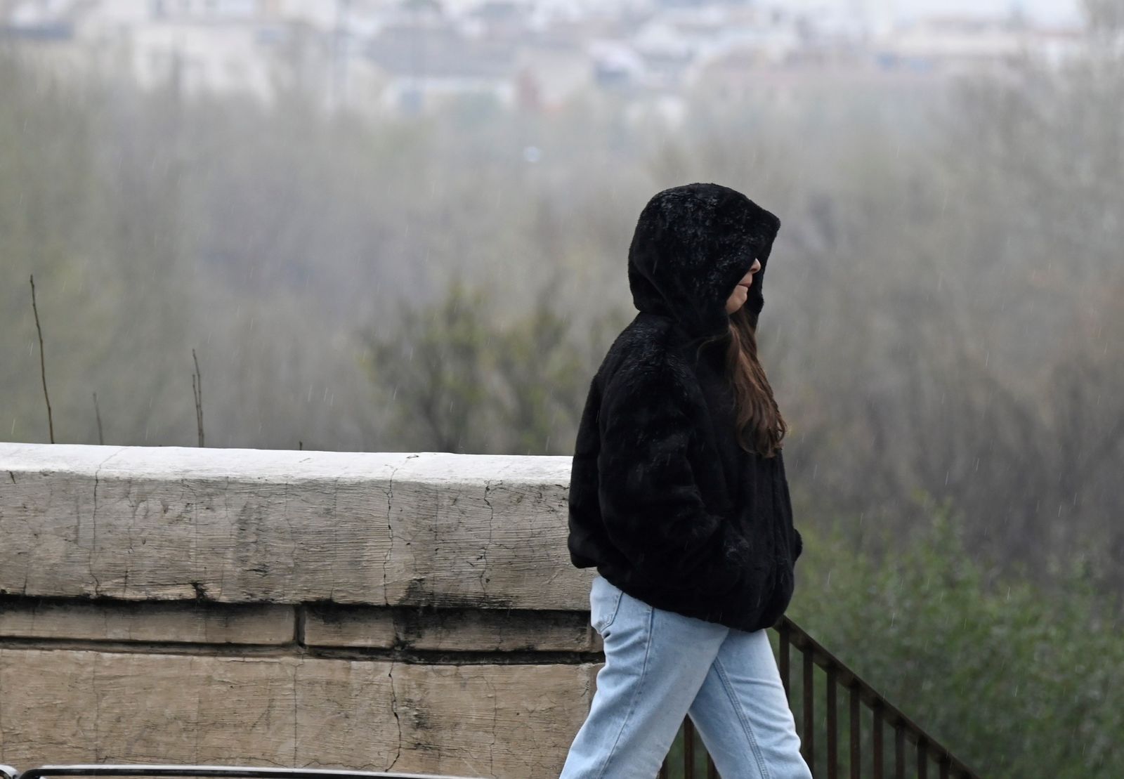 Las imágenes del Día de Andalucía pasado por agua en Córdoba