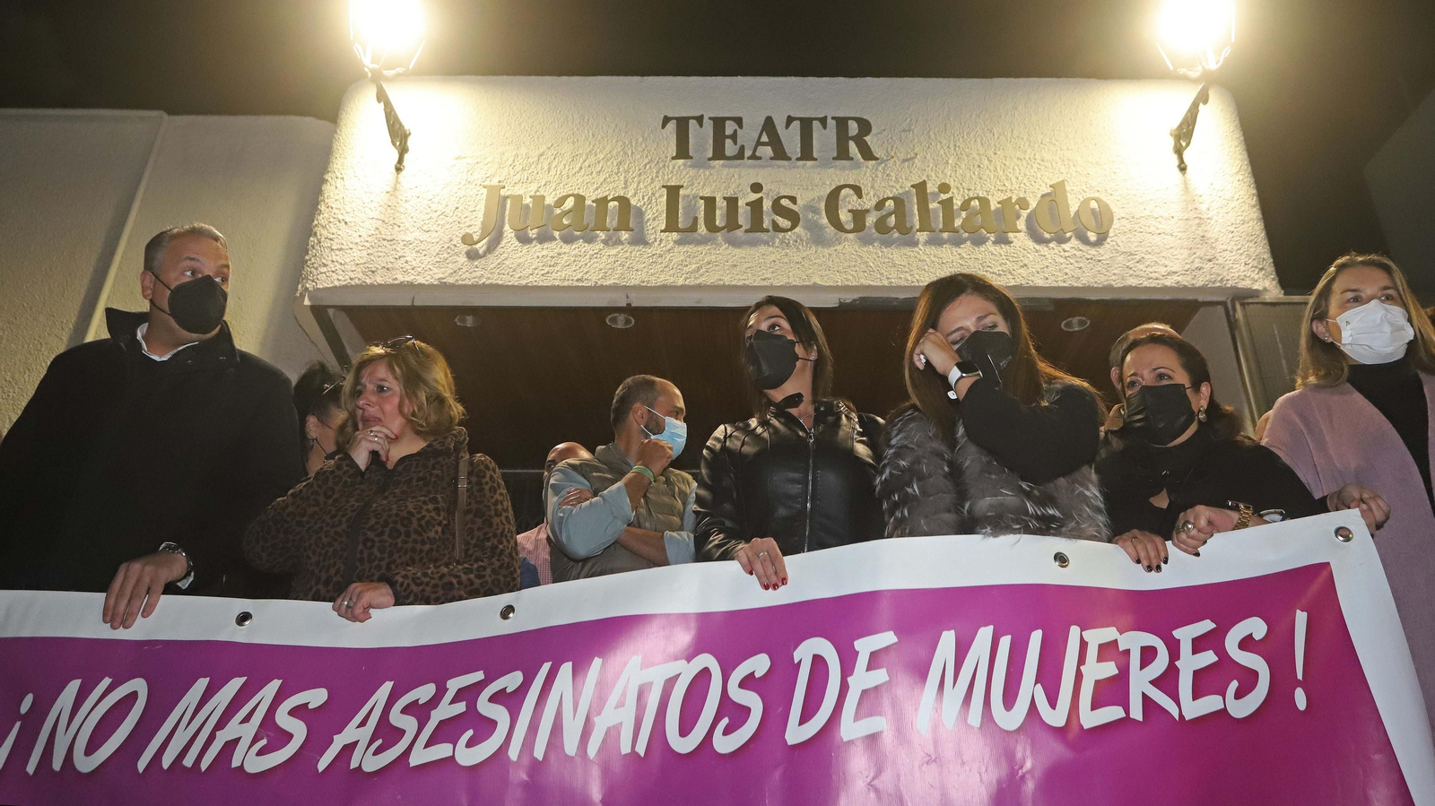 Fotos de la concentración por el asesinato de María Isabel en San Roque