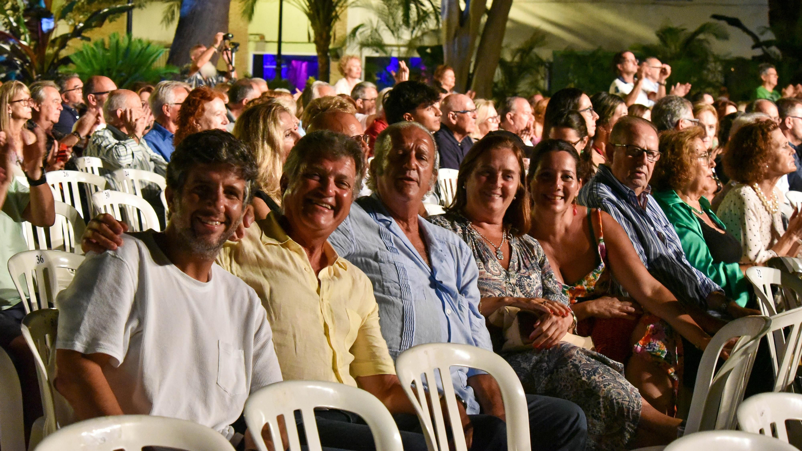 Búscate en la fotos del concierto de ' The Aralorak Project ' IX Encuentro Internacional de guitarra Paco de Lucía