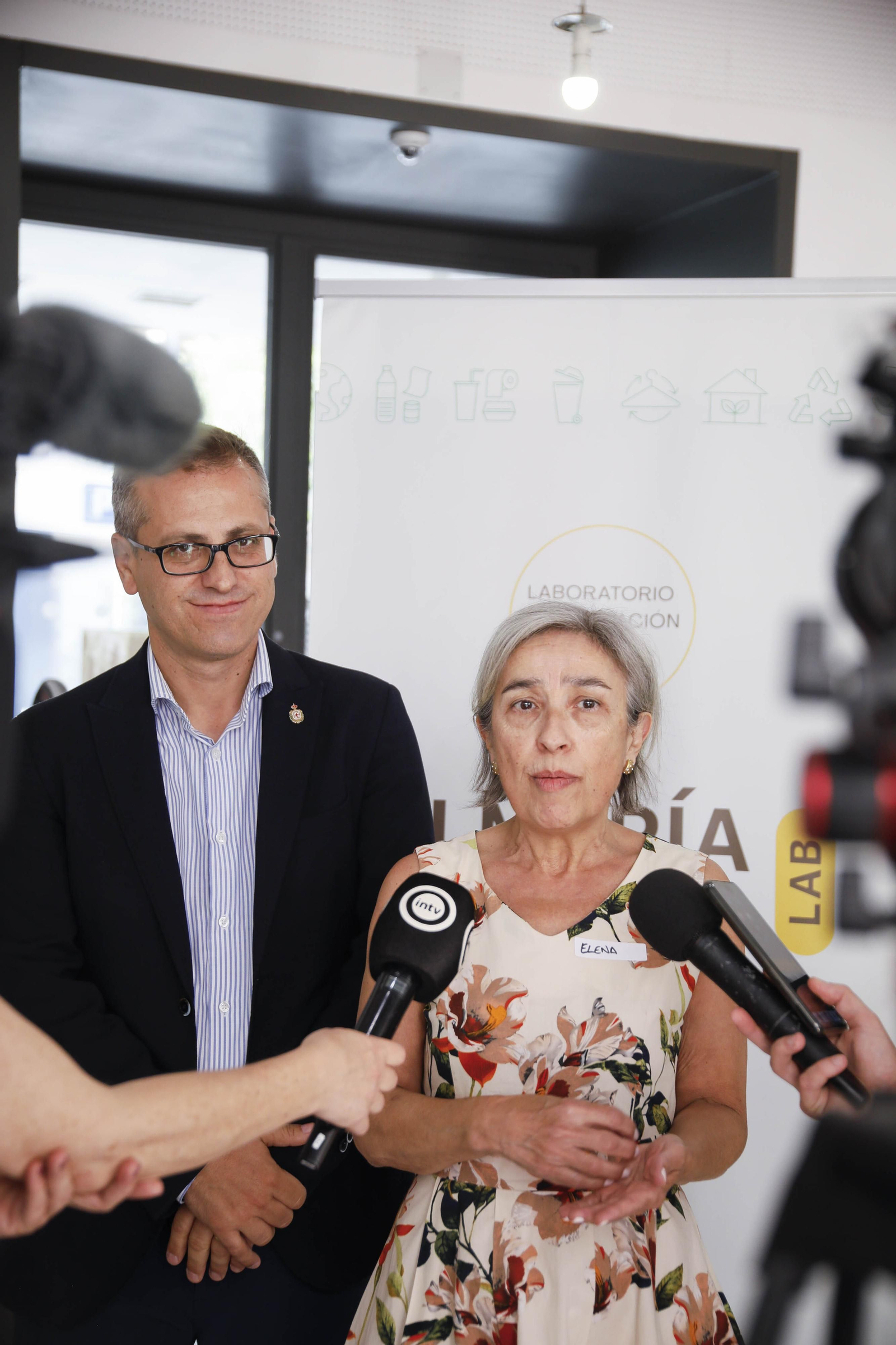 LAB de Innovación Abierta ‘Almería Residuo Cero: la economía circular para transformar la ciudad’, en imágenes