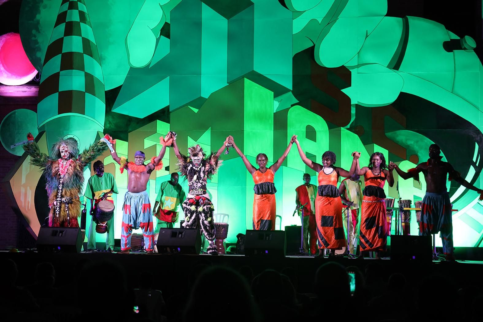 Actuación durante la 41 Semana Cultural de San Juan del Puerto.