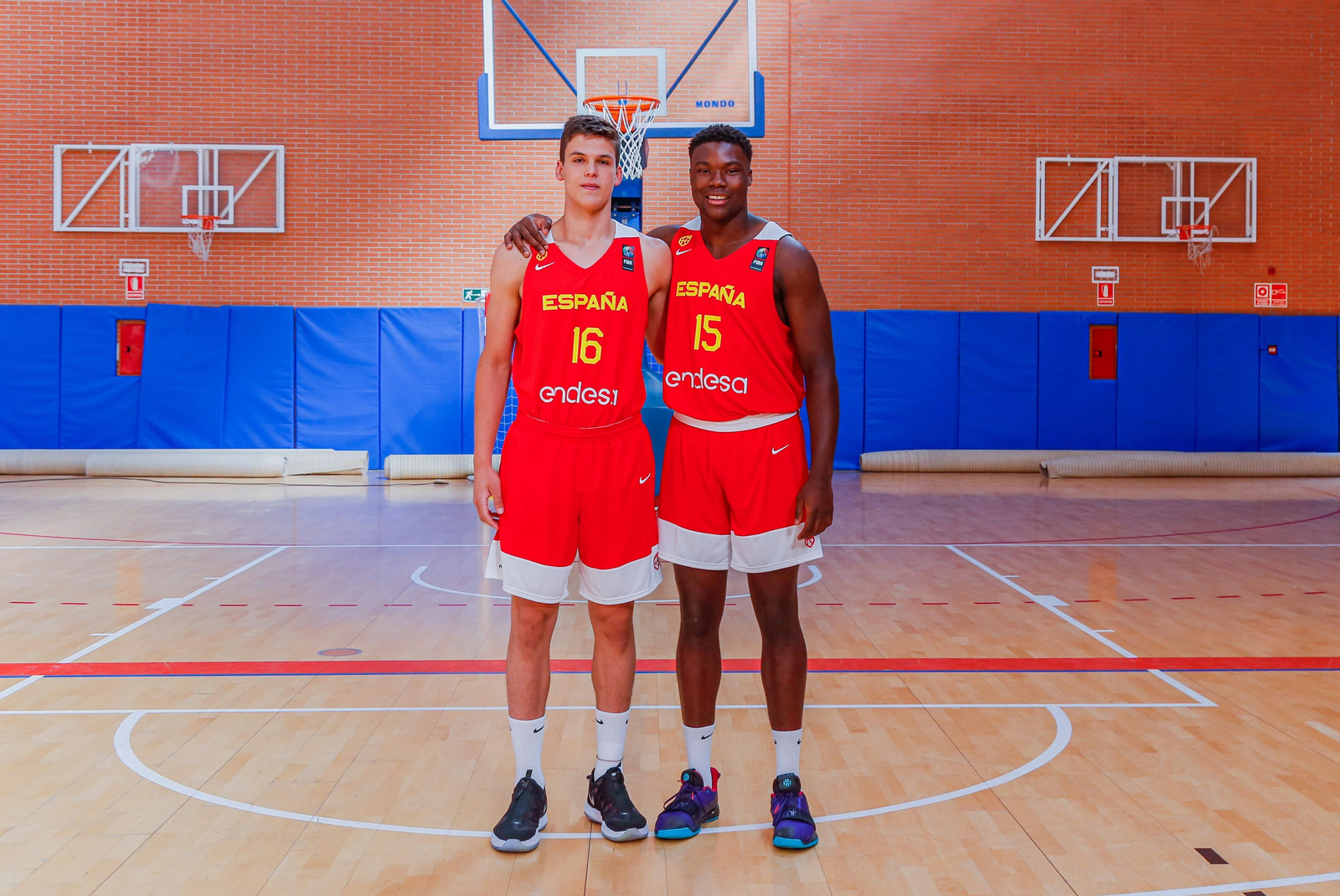 Fotos: el primer entrenamiento de la sub 20 de España con cinco malagueños