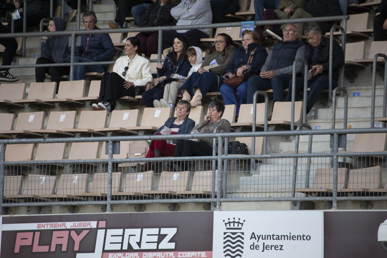 Búscate en el Xerez CD-Yeclano en Chapín
