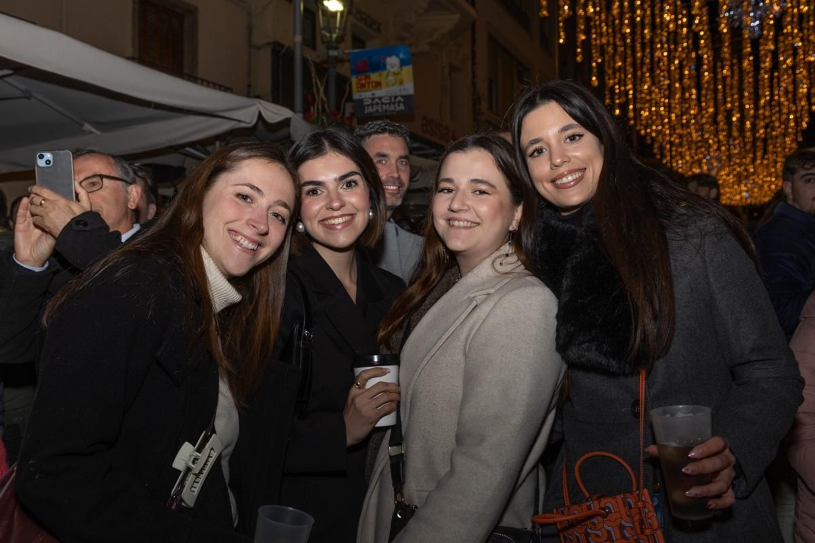 Conciertos y actuaciones en Navidad,  "Son de Vida" y  zambomba navideña "Raíz y Compás"