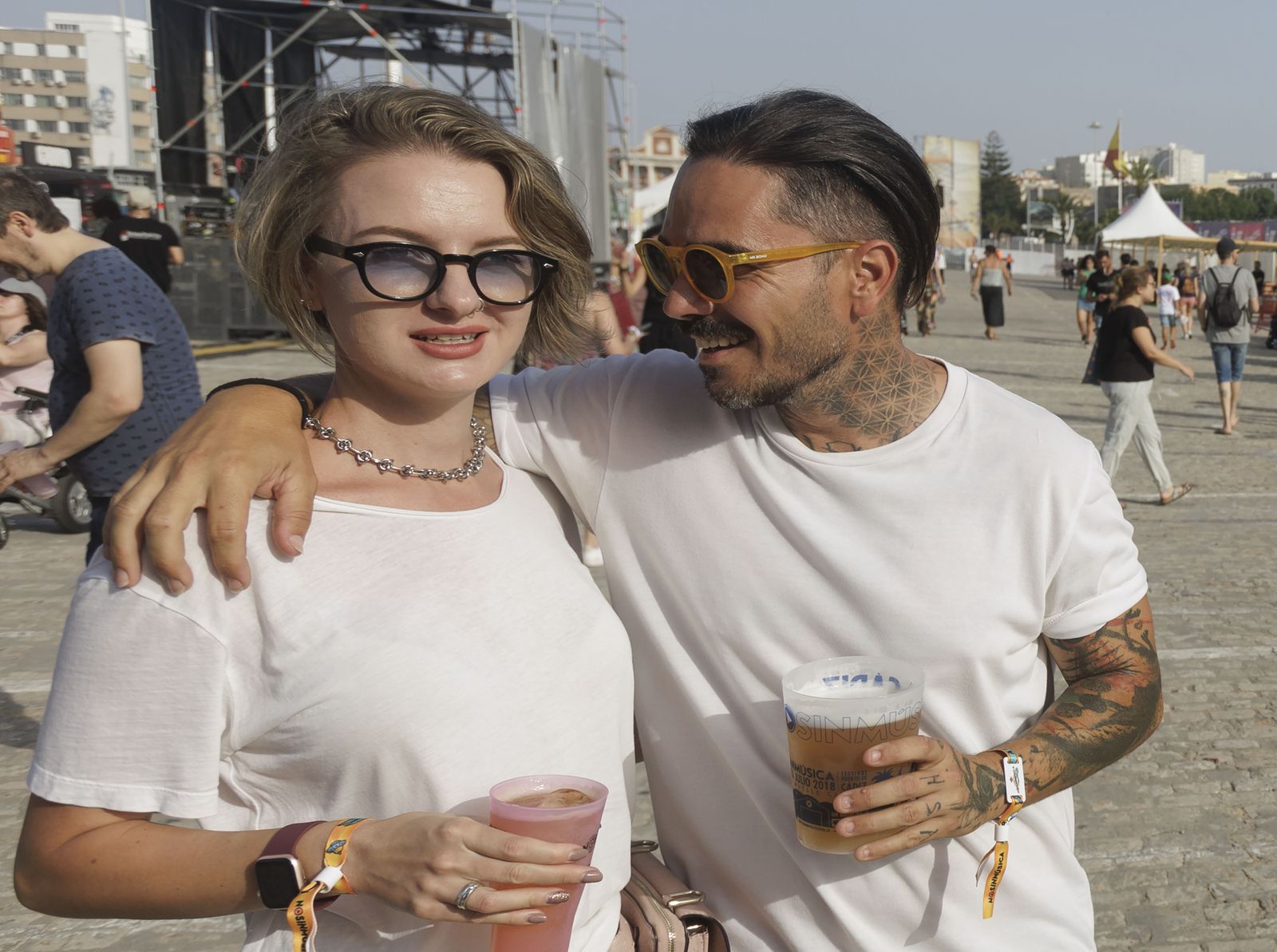 Búscate en las imágenes del primer día de conciertos en el festival  "No sin música"