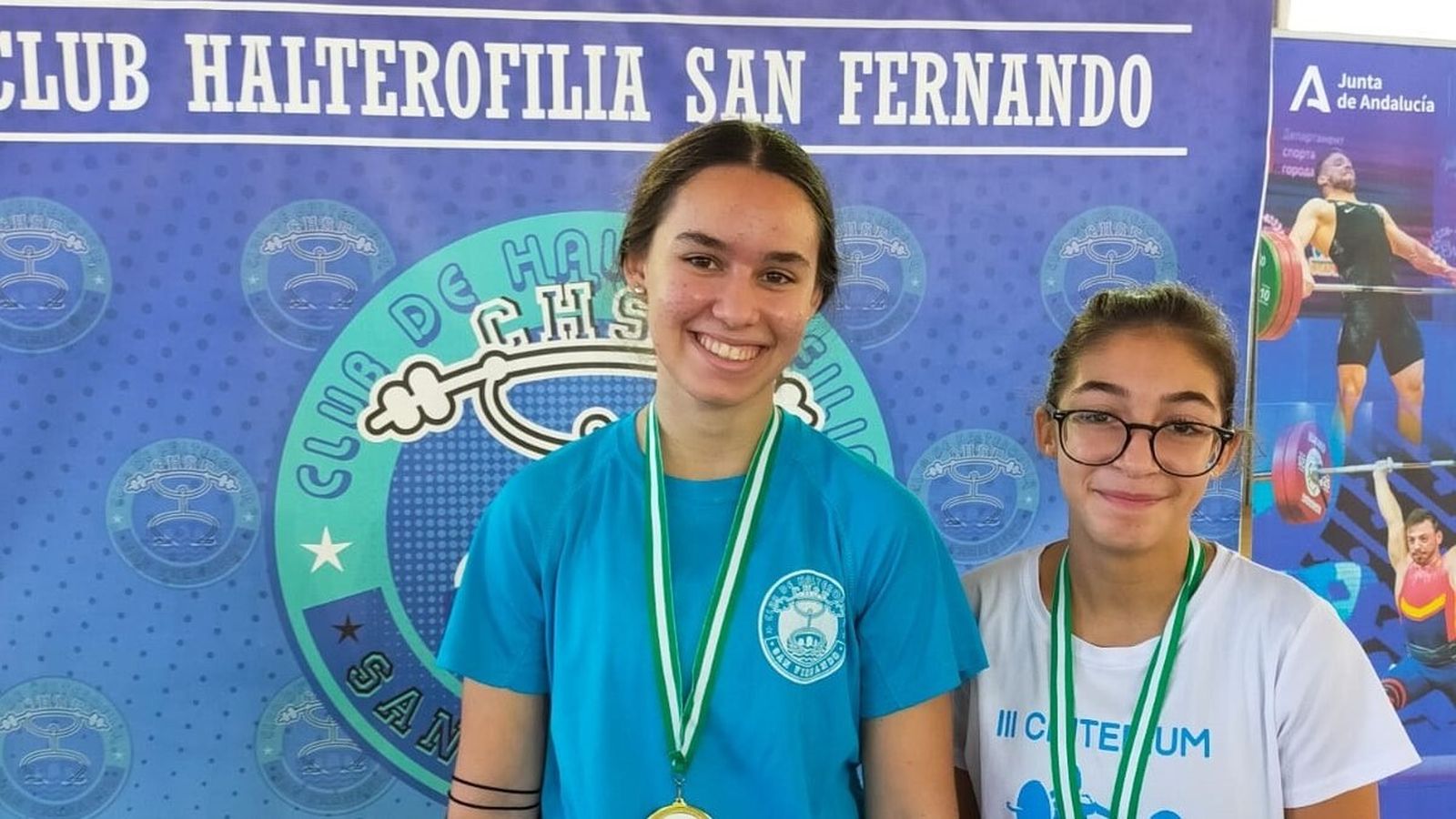 Carmen Esparragosa y Raquel Domínguez, en el Campeonato Sub-17 andaluz.