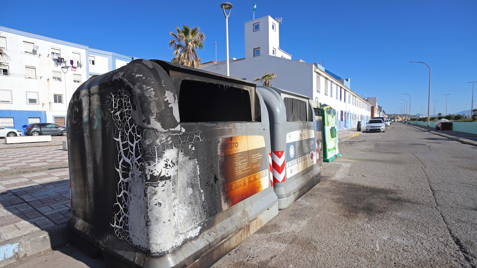 Nueva noche de incidentes en La Línea