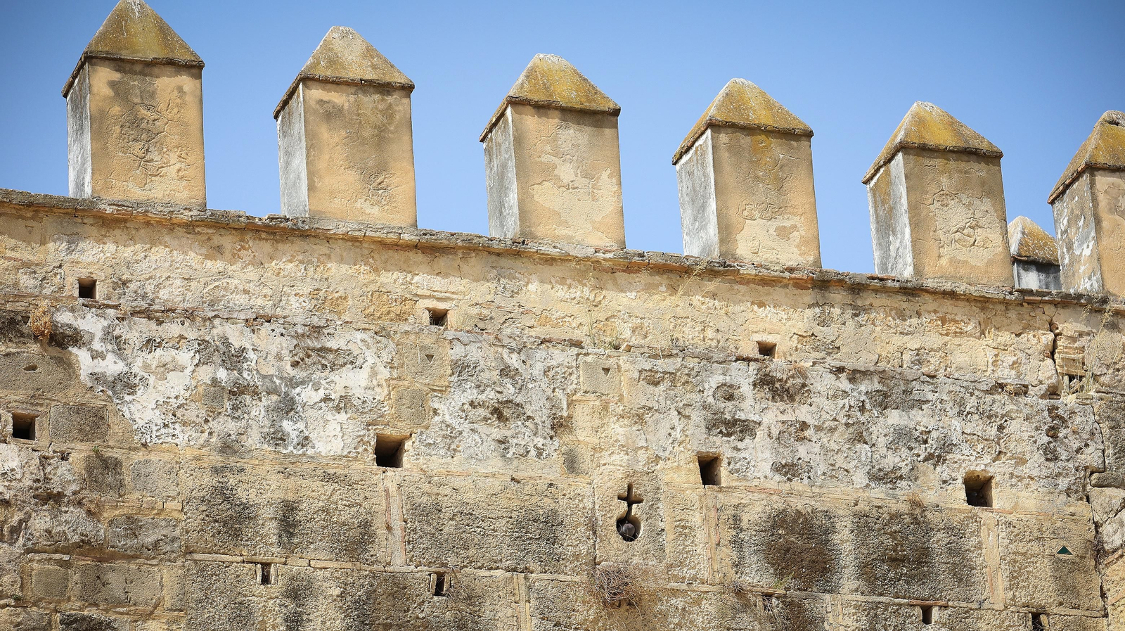 Así es por dentro y por fuera la Torre de Ponce de León en el Alcázar de Jerez