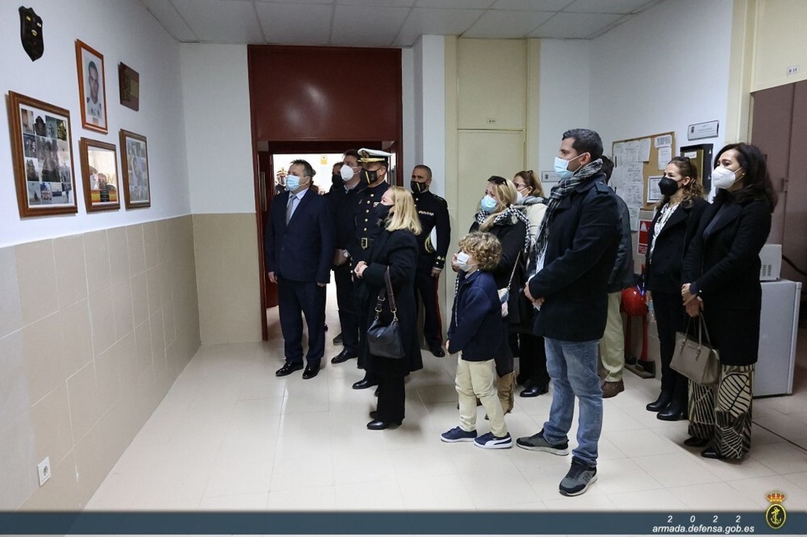 Descubrimiento de imágenes del cabo Sergio Camas en el TEAR.