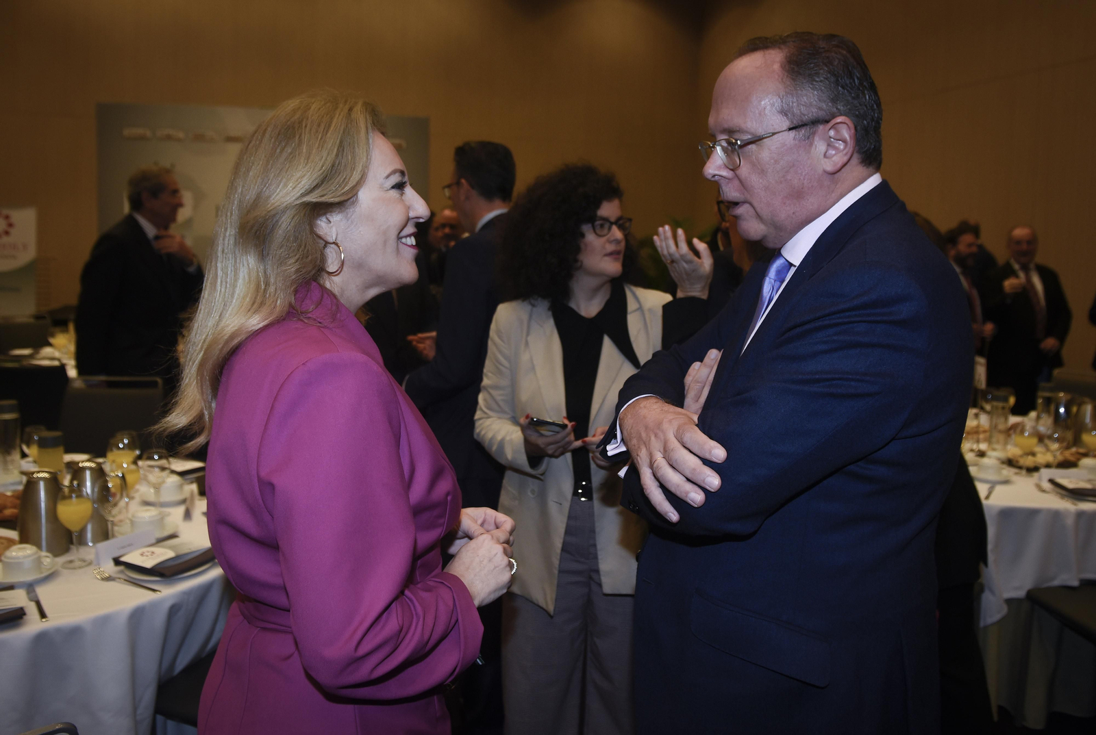 FORO JOLY.  Dña.Carolina España