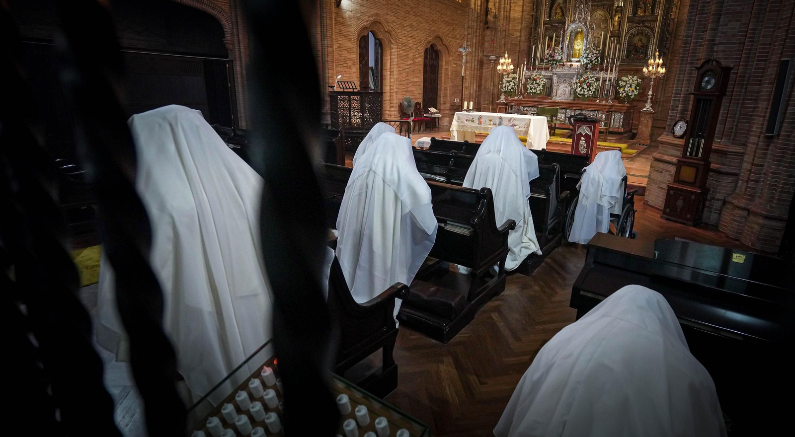 Imágenes de la despedida de las Esclavas de Santísimo Sacramento de Jerez